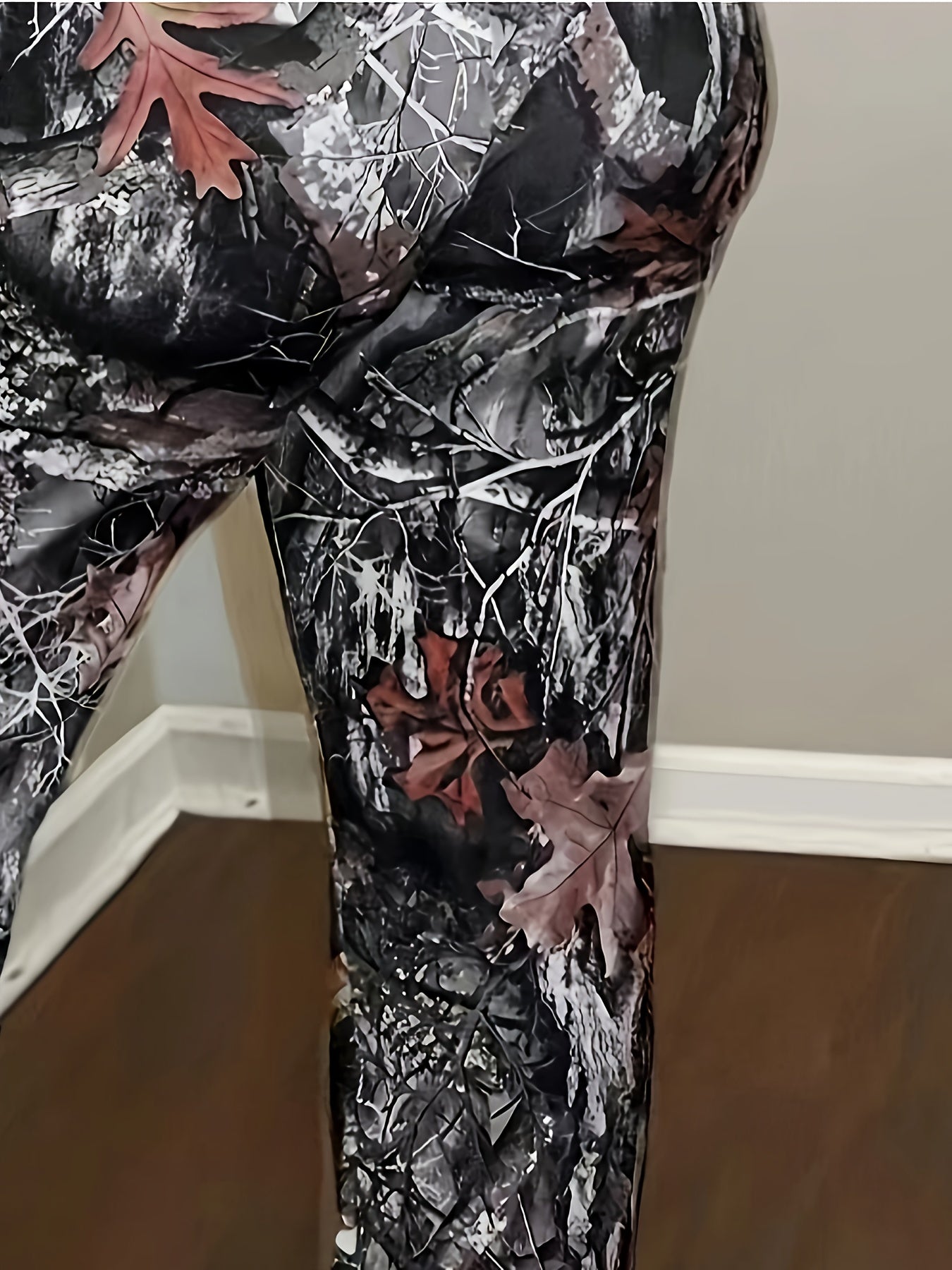 Chic Camo & Branch Print Skinny Pants for Women - Stretchy Polyester Blend, Machine Washable, Sexy High-Waist Design, European And American Style, Slimming