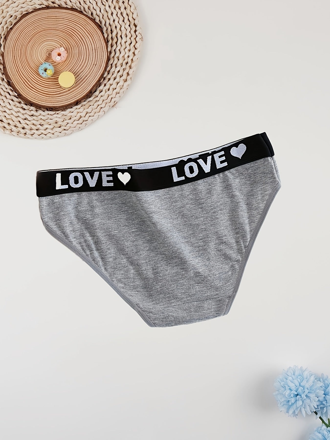10-Pack Elegant Cotton Seamless Underwear for Women, Comfortable Knit Fabric, Solid Color with Heart & Letter Print Design