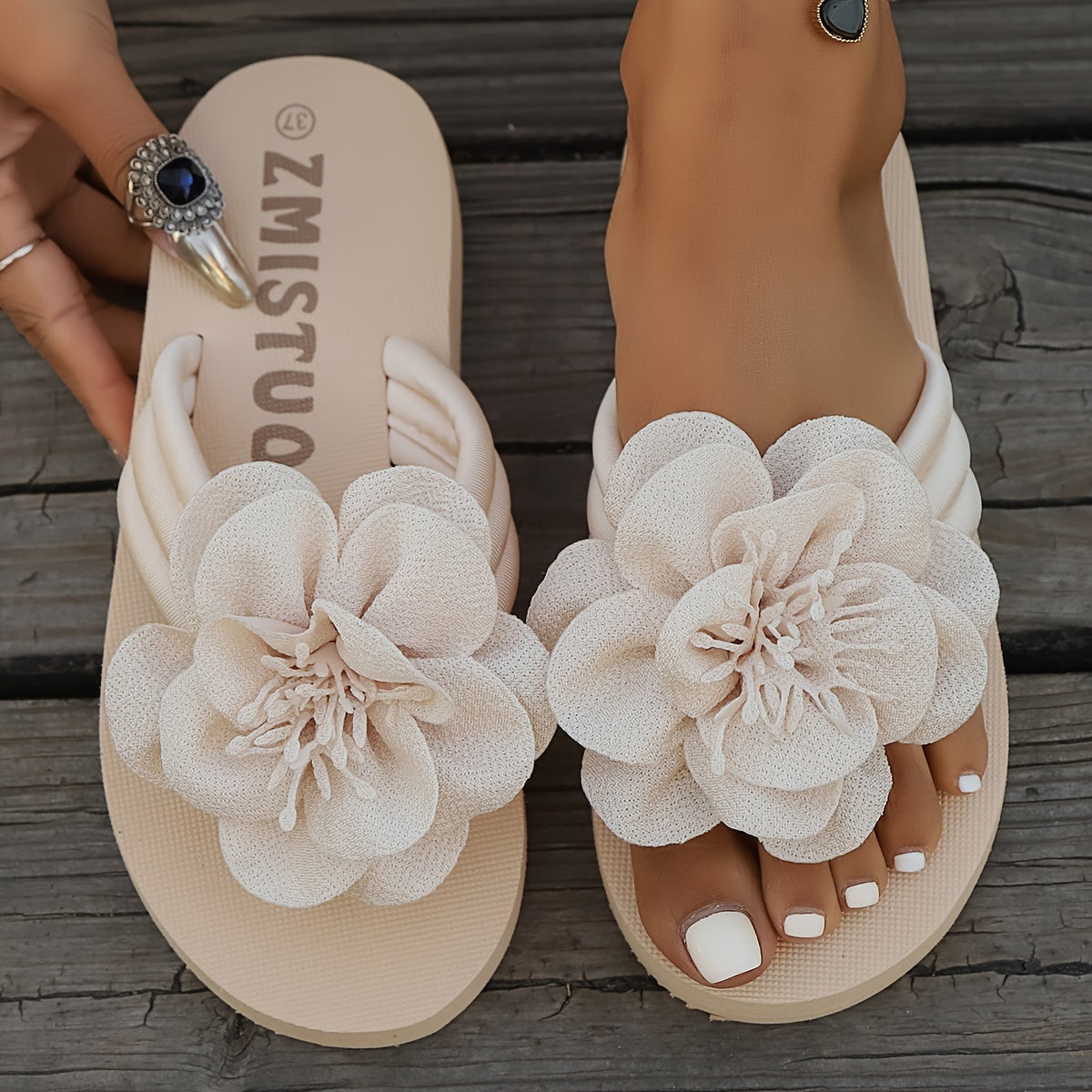 Women's Floral Flip-Flops - Comfortable Summer Beach Slides, Casual Open Toe Sandals with Soft Sole - For Women - Perfect for Summer Beach, Poolside & Casual Wear - Ideal Gift for Summer