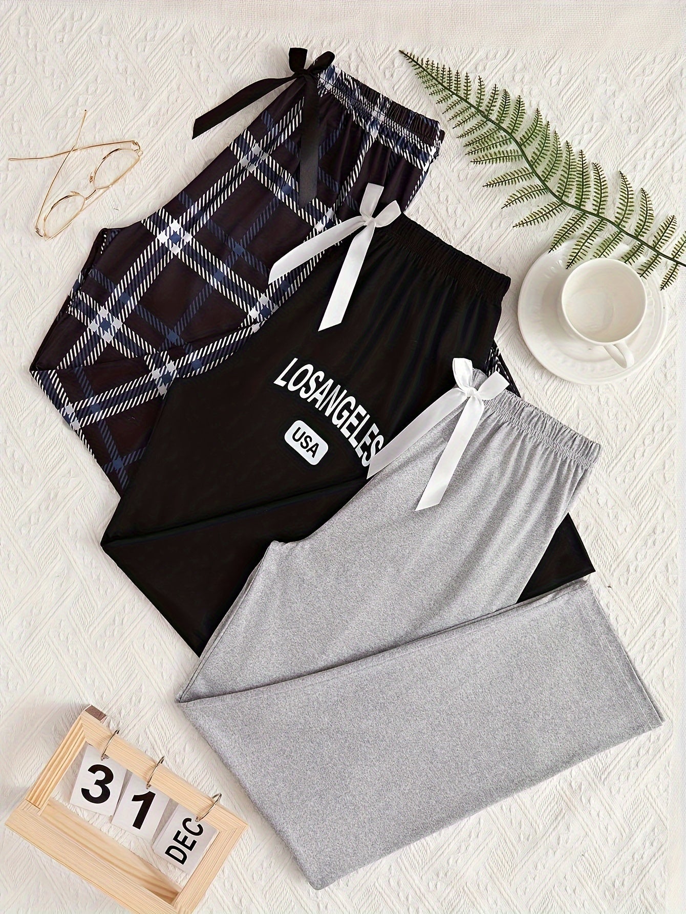 Women's 3pcs Plaid Sleepwear Set - Comfy Polyester & Elastane Blend, Machine Washable, All-Season Lounge Pants