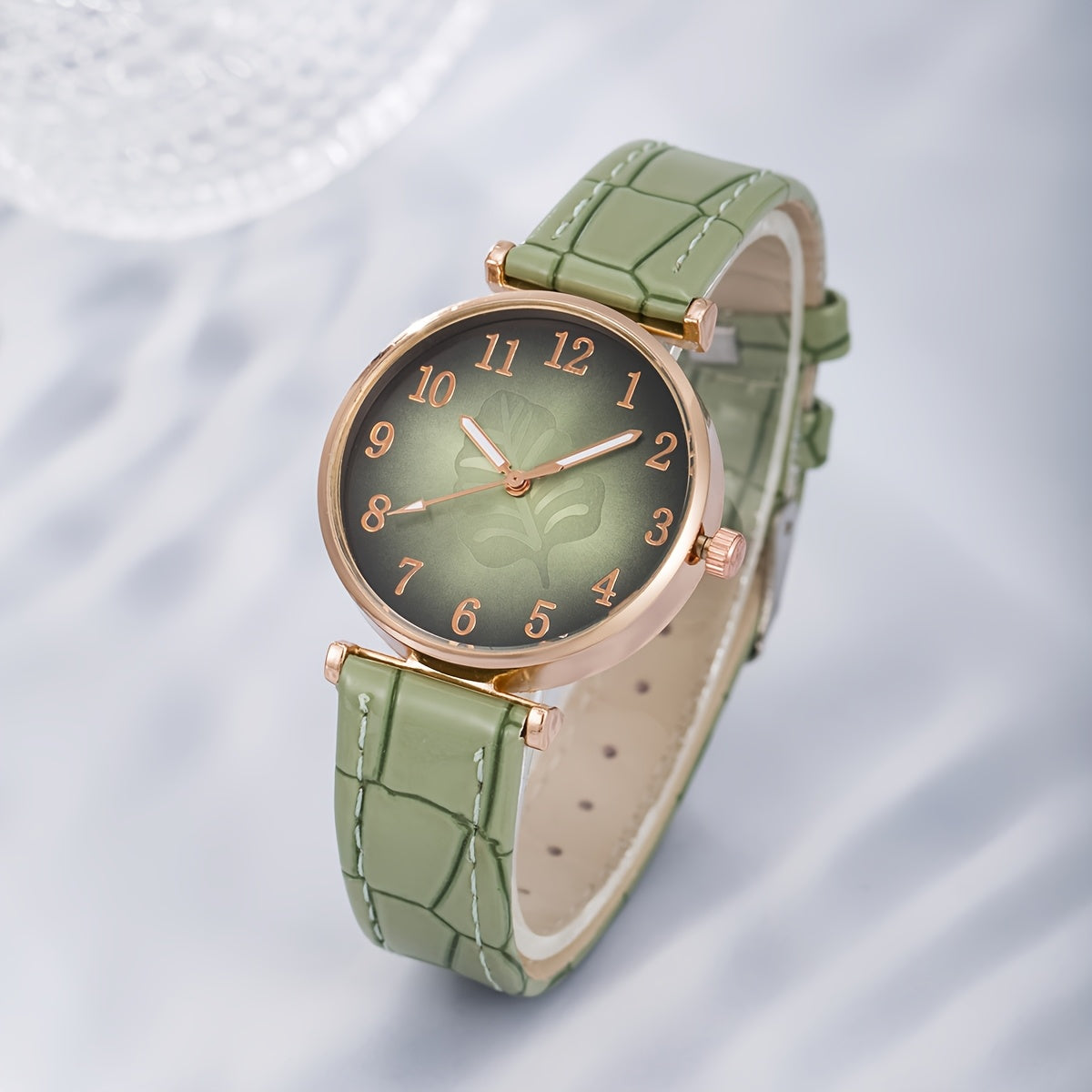 4pcs all-matching simple quartz watch jewelry set. The perfect gift for her for Christmas