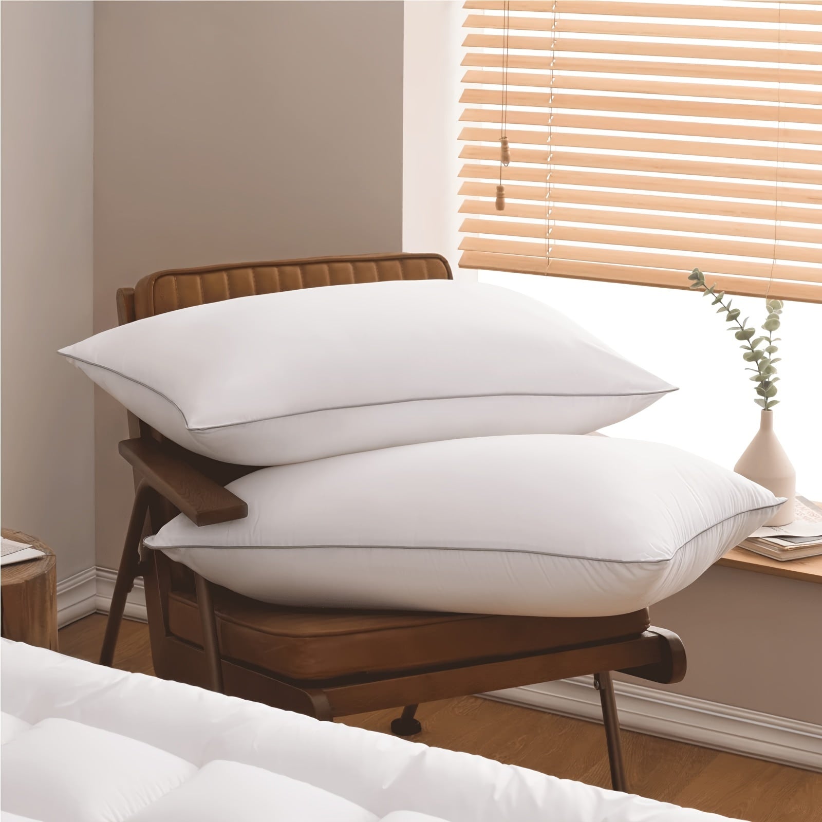 Queen Size Bed Pillows Set of 2/4 - Ultra-Soft, Cooling, Supportive, and Breathable Full Pillows with Premium Down Alternative Fill for Back, Stomach, or Side Sleepers - Hotel Quality, Hypoallergenic, and Machine Washable for