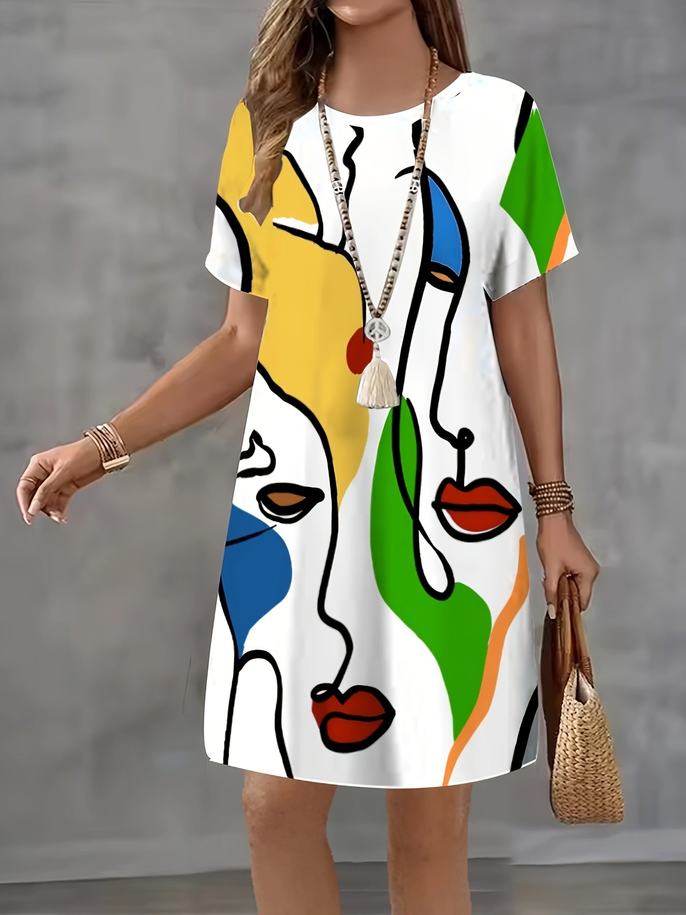 Women'S Casual Summer Dress with Vibrant Abstract Face Print - Short Sleeve, Loose Fit, All-Season, T-Shirt Style, Allseason Dress | Vibrant Print Dress | Comfortable Fit, Plus Size Dress