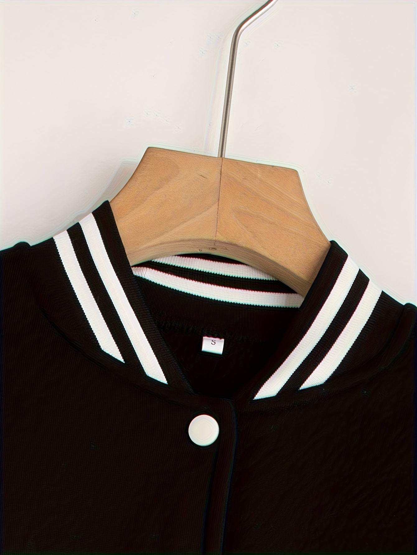 Women'S Casual Fall/Winter Polyester Baseball Collar Knit Jacket with Alphabet Pattern