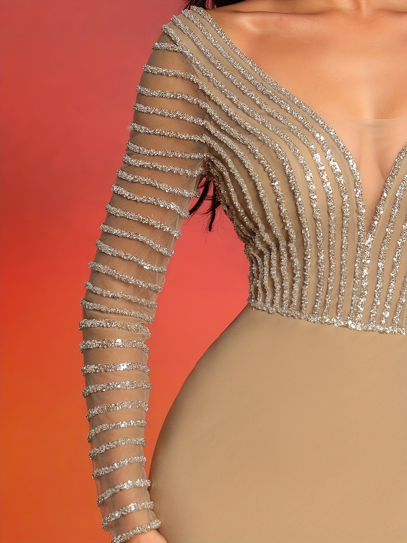 Women's Elegant Long Sleeve Sequin V-Neck Bodycon Mermaid Evening Gown with High Slit - Beige Formal Party Dress for Galas, Weddings & Proms