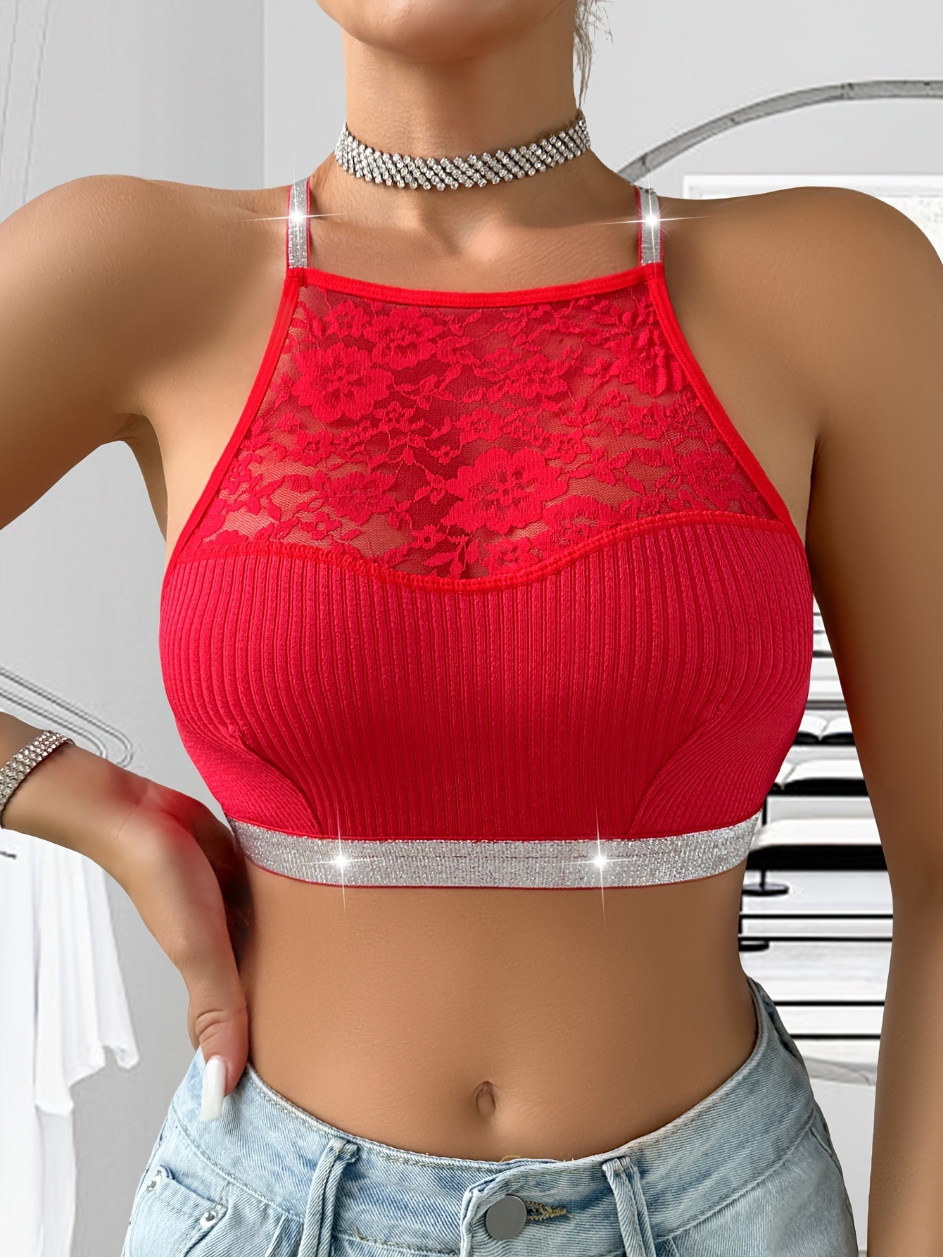Women's sexy top, vest, sexy lace pattern splicing, shiny silver strap bra, comfortable, fashionable, soft and close fitting Women's underwear and underwear