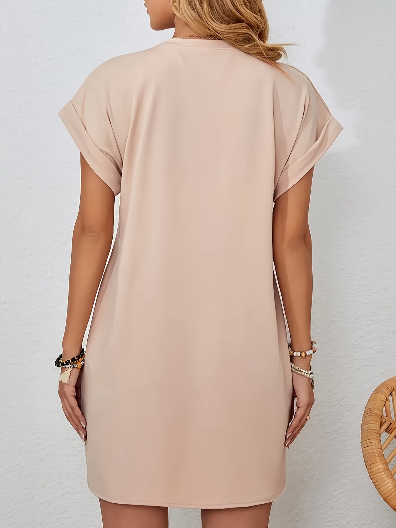 Everyday Women's Casual Heart Print Batwing Sleeve Dress with Hidden Pockets - Beige Color, Polyester Fabric, Round Neck, Machine Washable, Spring/Summer/Fall Style, Cozy Long Sleeve Knitted Dress