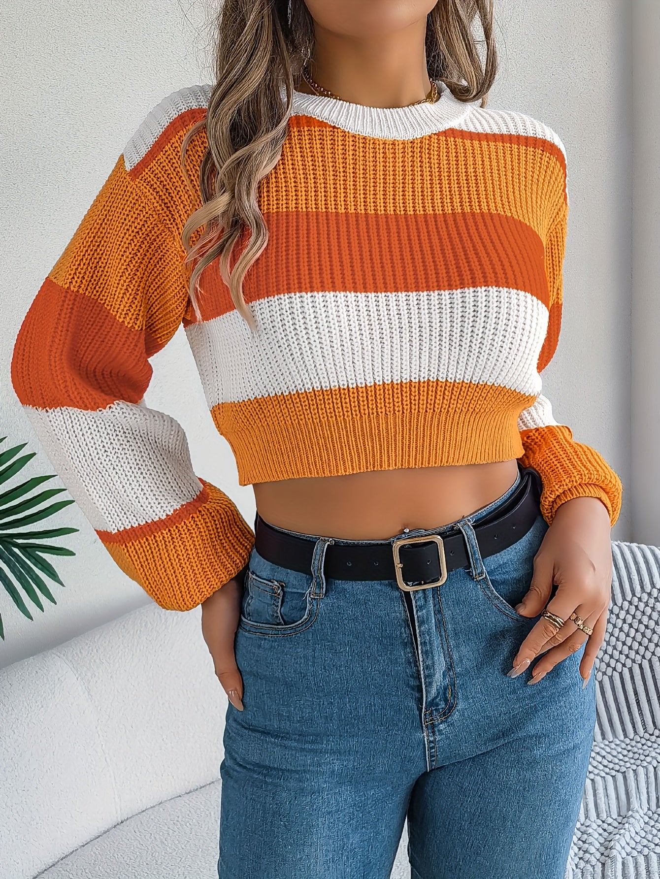 [Cozy Acrylic Crop Sweater for Women] Chic Color Block Striped Lantern Sleeve Crop Sweater - Cozy Acrylic Knit for Women, Perfect for Fall/Winter Vacations