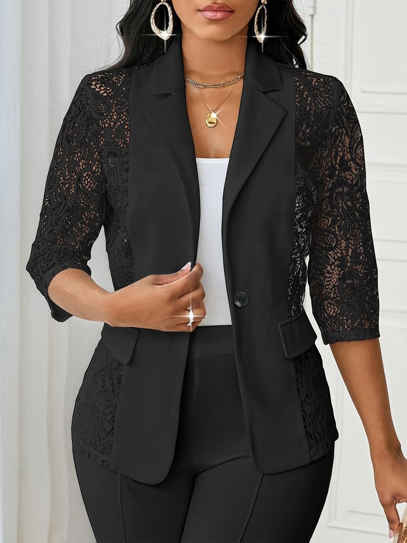 European And American Elegant Spring And Autumn Style, Lapel Button Front Opening with Decorative Pocket Flaps, 7-Point Sleeve Patchwork Lace Women'S Blazer.