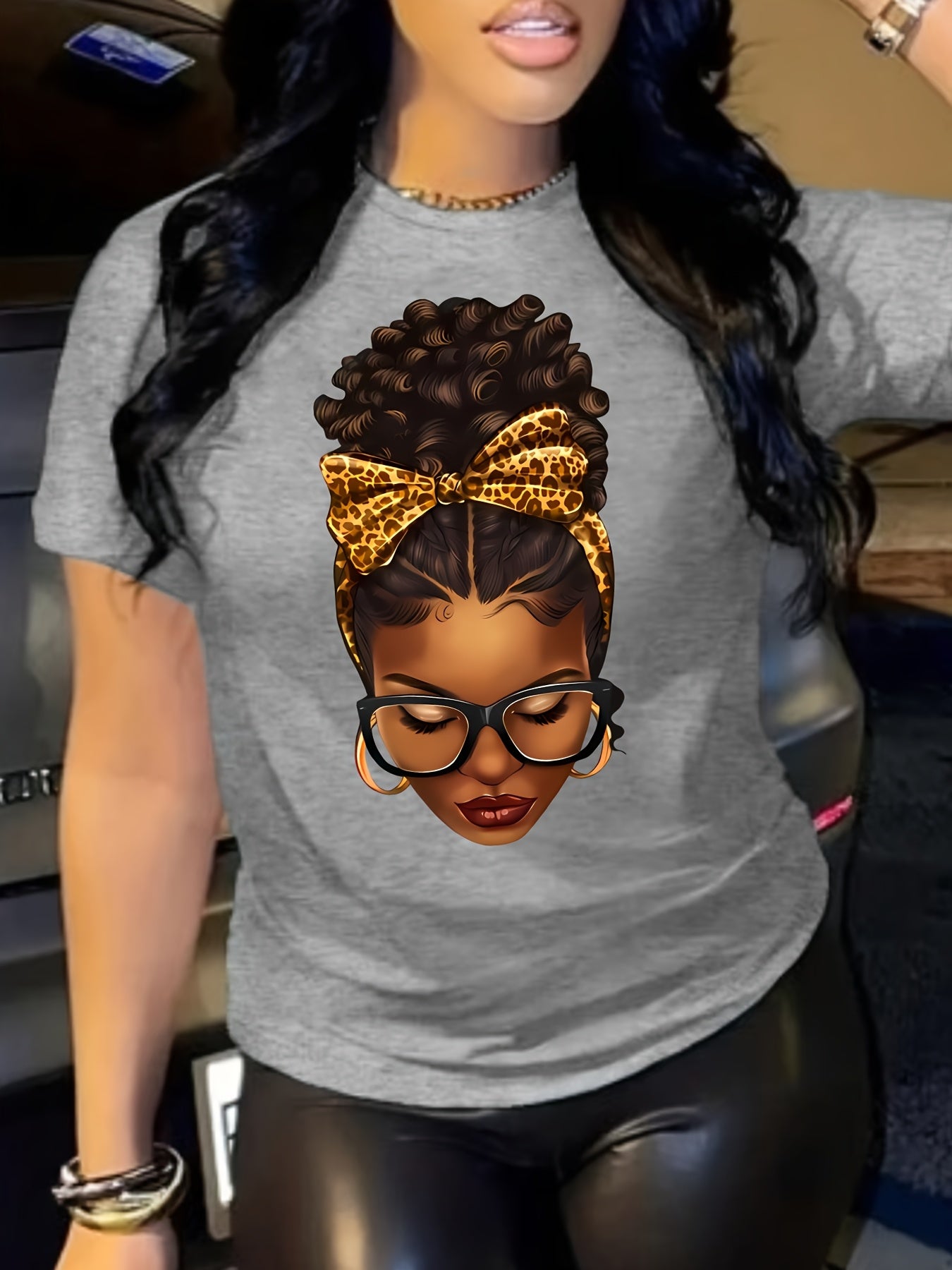Figure Print Short Sleeve T-shirt, Casual Crew Neck Top For Spring & Summer, Women's Clothing