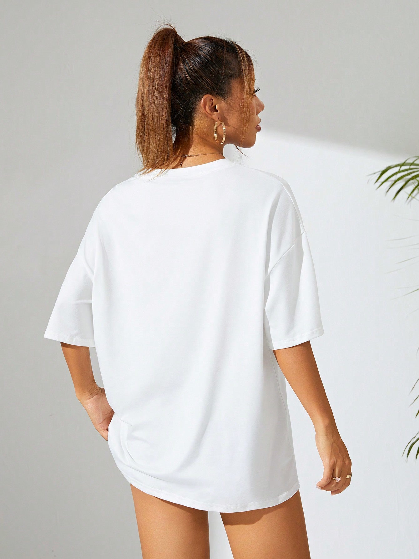 My daddy watches over me from heaven with a printed T-shirt made of cotton for all seasons and a machine washable top