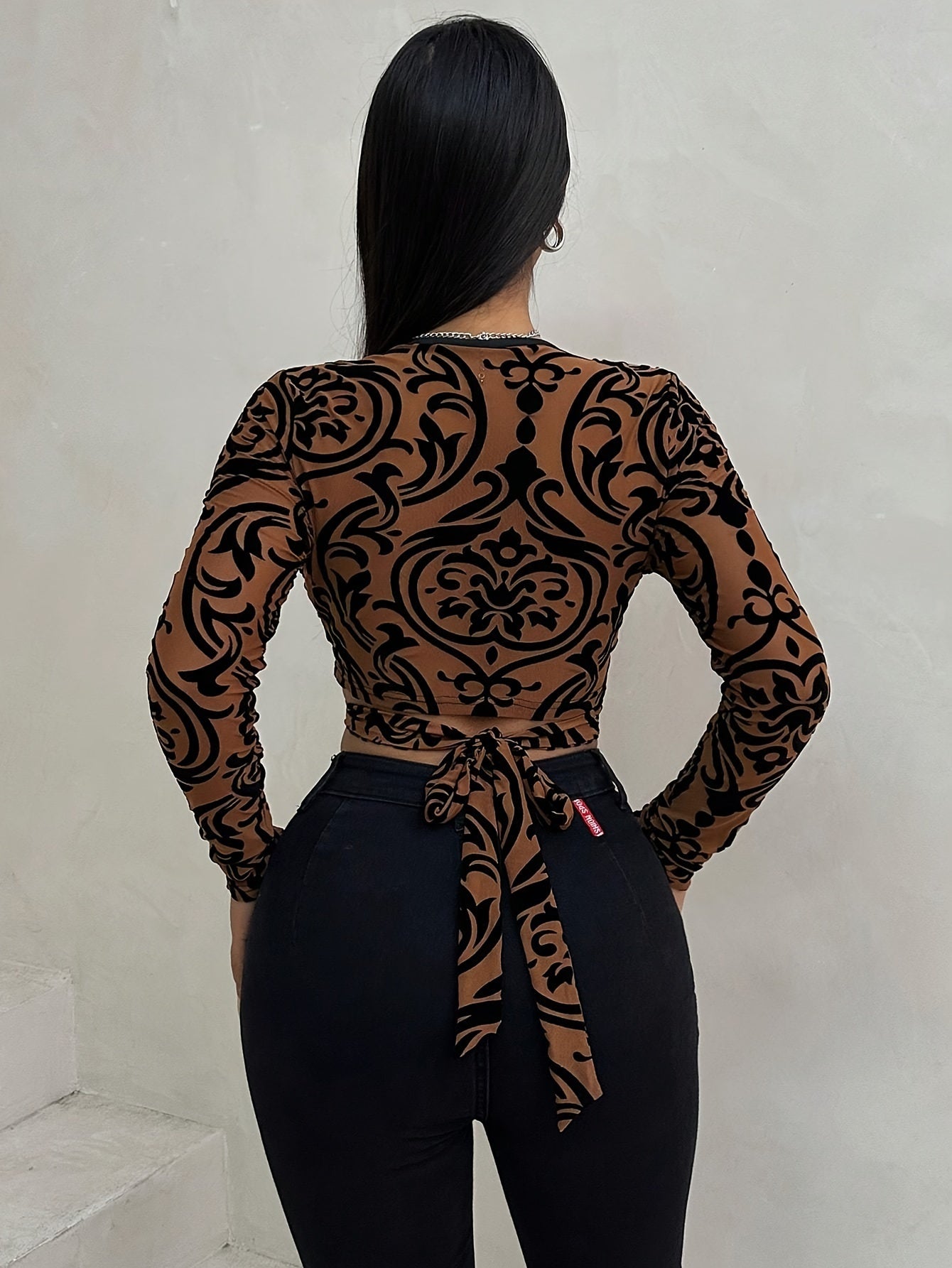 Allover Print Plunging Crop T-Shirt, Sexy Long Sleeve T-Shirt For Spring & Fall, Women's Clothing