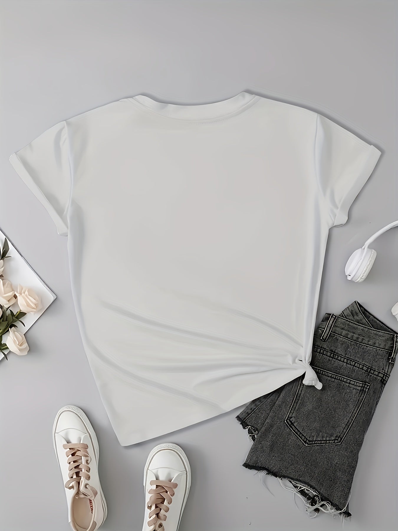 Angel Wings My Mommy Watches Over Me from Heaven Print T-Shirt, Women'S Fashion Loose-Fit Comfortable Slogan Tee, Casual Crew Neck Short Sleeve Top, Machine Washable Knit Fabric, Versatile for All Seasons, Ideal for Outdoor A