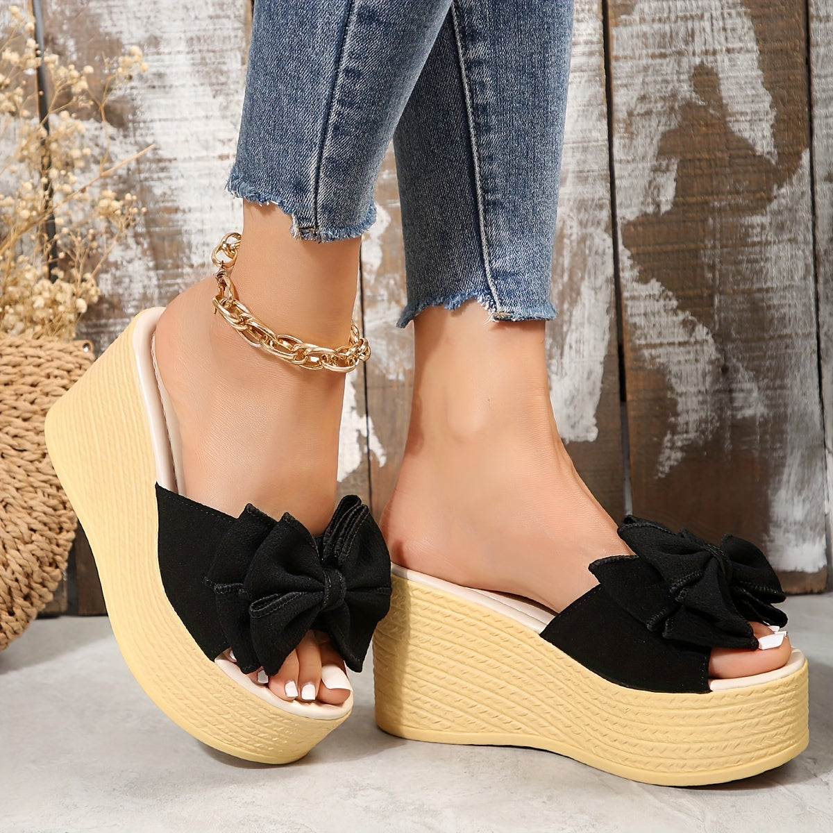 Chic Bowknot Adorned Women's Sandals - Easy Slip-On, Elevated Comfort Platform, Summer Beach-Ready Wedge Slides with Non-Slip Sole for Leisure and Vacation