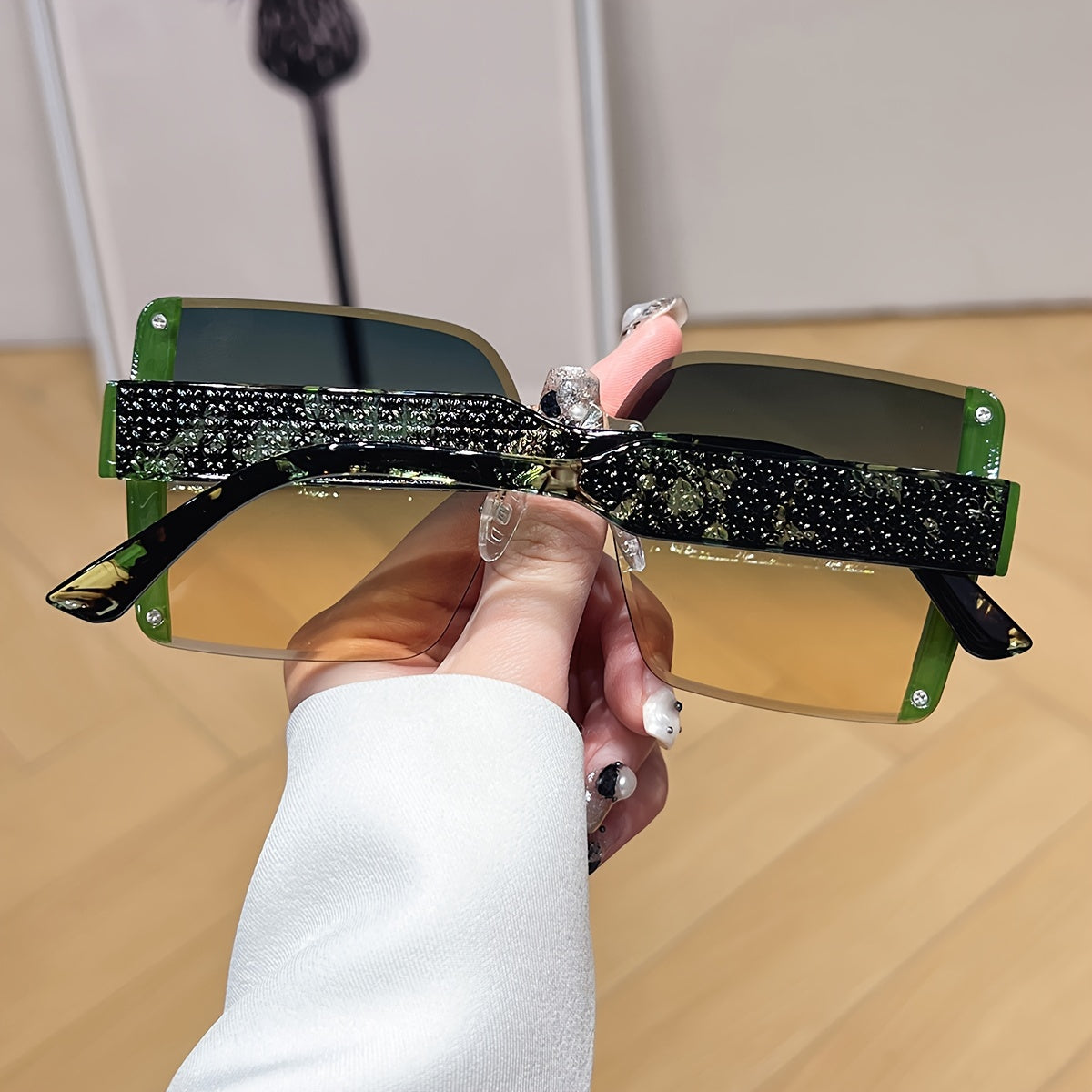Oversized Square Frameless Fashion Glasses Y2K Luxury Gradient Fashion Glasses Novelty Travel Party Holiday Dressing Accessories