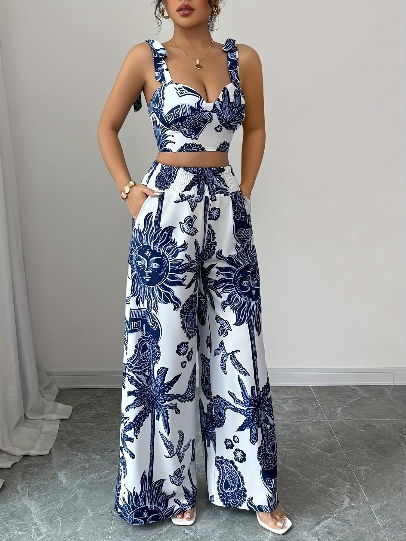 2pcs Bohemian Style Blue and White Floral Print Crop Top with Strapless Detail and Wide-Leg Pants, Perfect for Vacation or Casual Attire, Polyester, Spring/Summer Collection