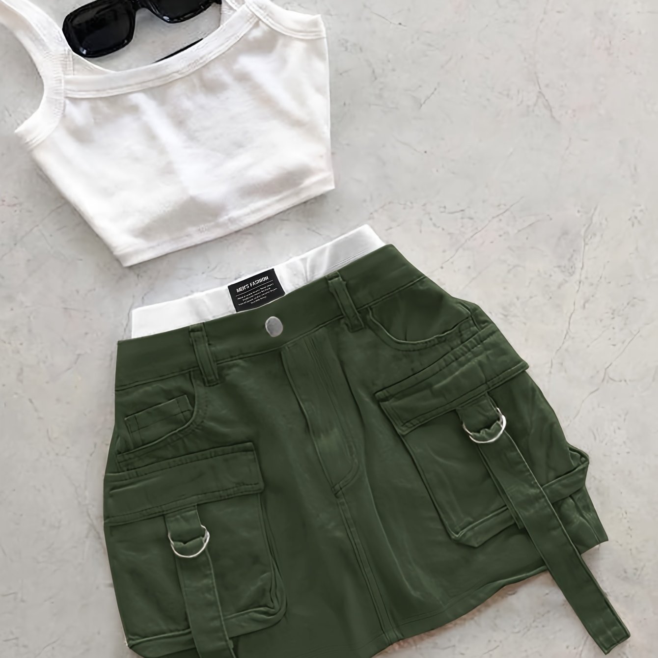 Women's High-Waisted Casual Shorts with Contrast Waistband & Multiple Pockets - Solid Black Non-Stretch Fabric, Machine Washable All-Season Versatile Style, Functional Clothing, Durable Summer Wear