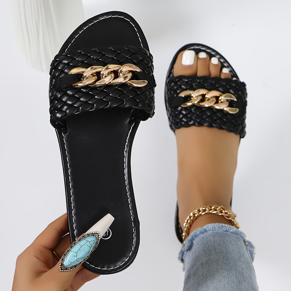 Women's Chain Decor Slide Sandals - Casual Open Toe Flat Summer Shoes, Lightweight Braided Slide Sandals - For Women - Perfect for Summer Beach, Vacation & Casual Wear - Ideal Gift for Fashionable Women