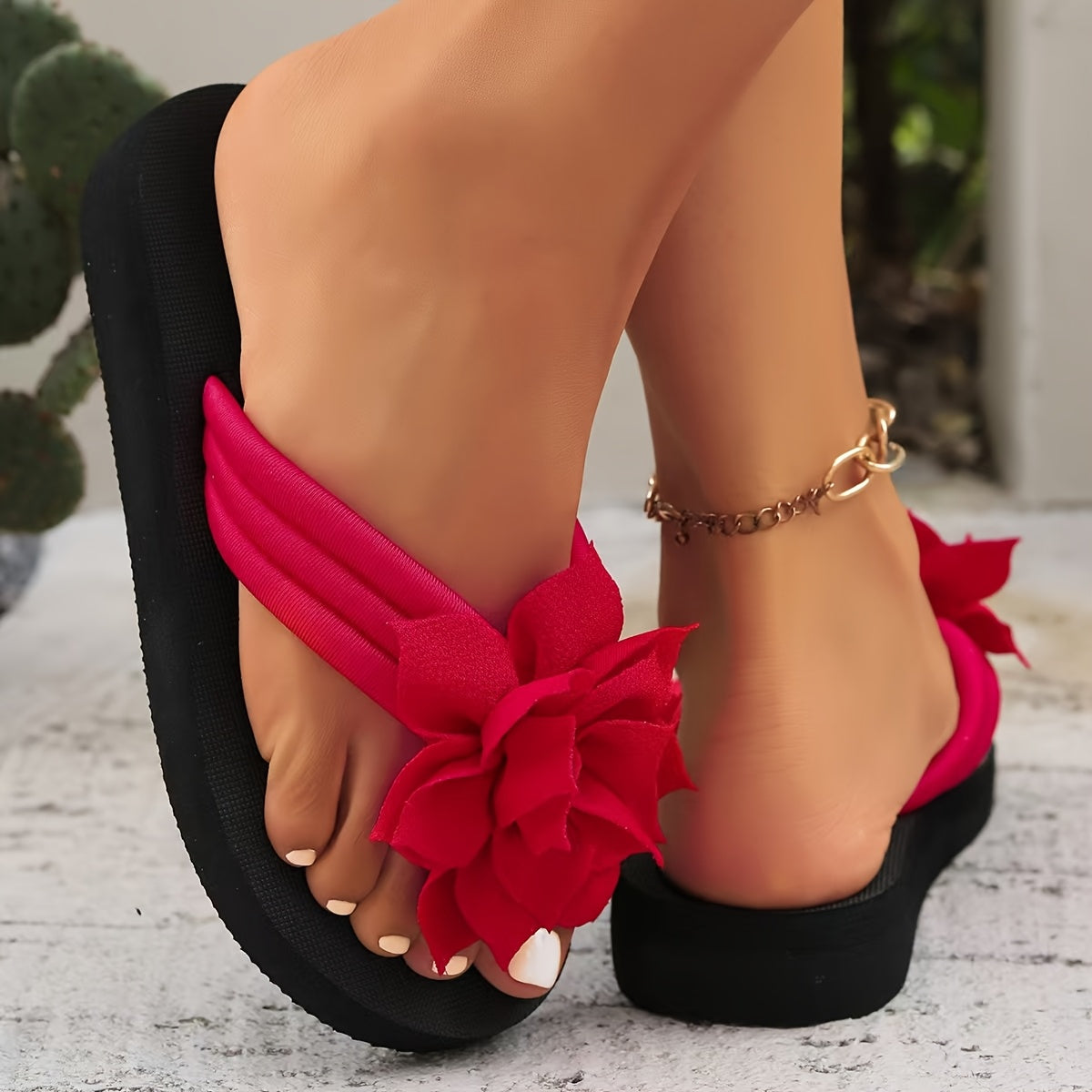 Women'S Bohemian Flip Flops - Black, Red, Green & Pink with Floral Accents, Casual Sandals for Beach, Pool & Everyday Wear, All-Season Comfort, Rubber Sole, Slip-On Style, Casual Footwear | Bohemian Style | Rubber Sole Sandal
