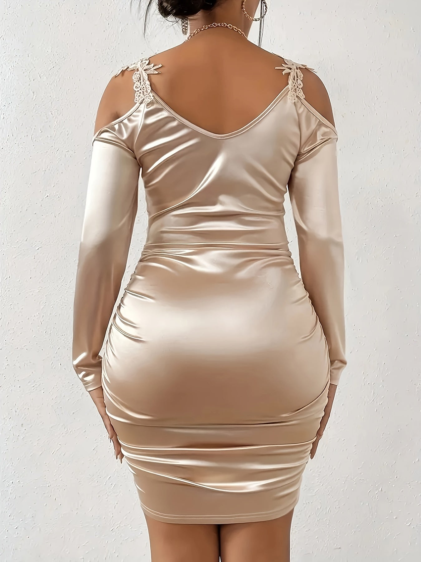 Floral Applique Cold Shoulder Dress, Elegant Long Sleeve Bodycon Dress for Party & Banquet, Women's Clothing