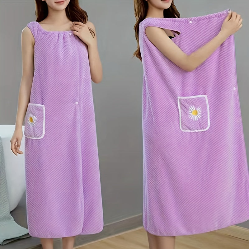 Light Blue Extra-Long Coral Fleece Bath Towel with Daisy Pocket - Super Absorbent, Machine Washable, Soft & Durable for Bathroom Use, Robe Wear | Detailing | Light Blue Coral Fleece