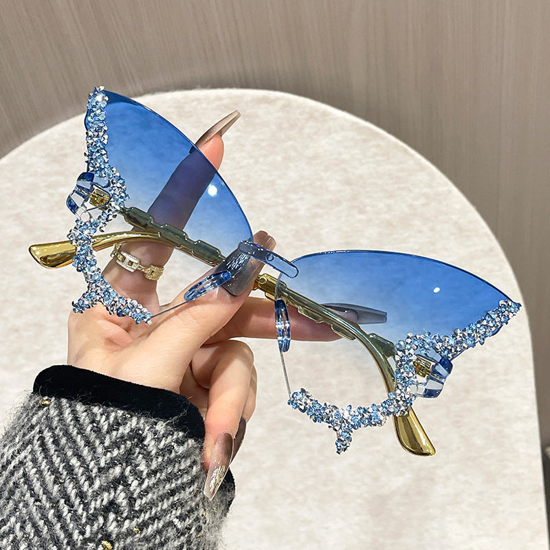 Chic Butterfly-Shaped Rimless Fashion Glasses with Sparkling Rhinestone Accents - Large Frame, Anti-Reflective Polycarbonate Lenses for Women - Ideal for Parties, Fashion Shows & daily events