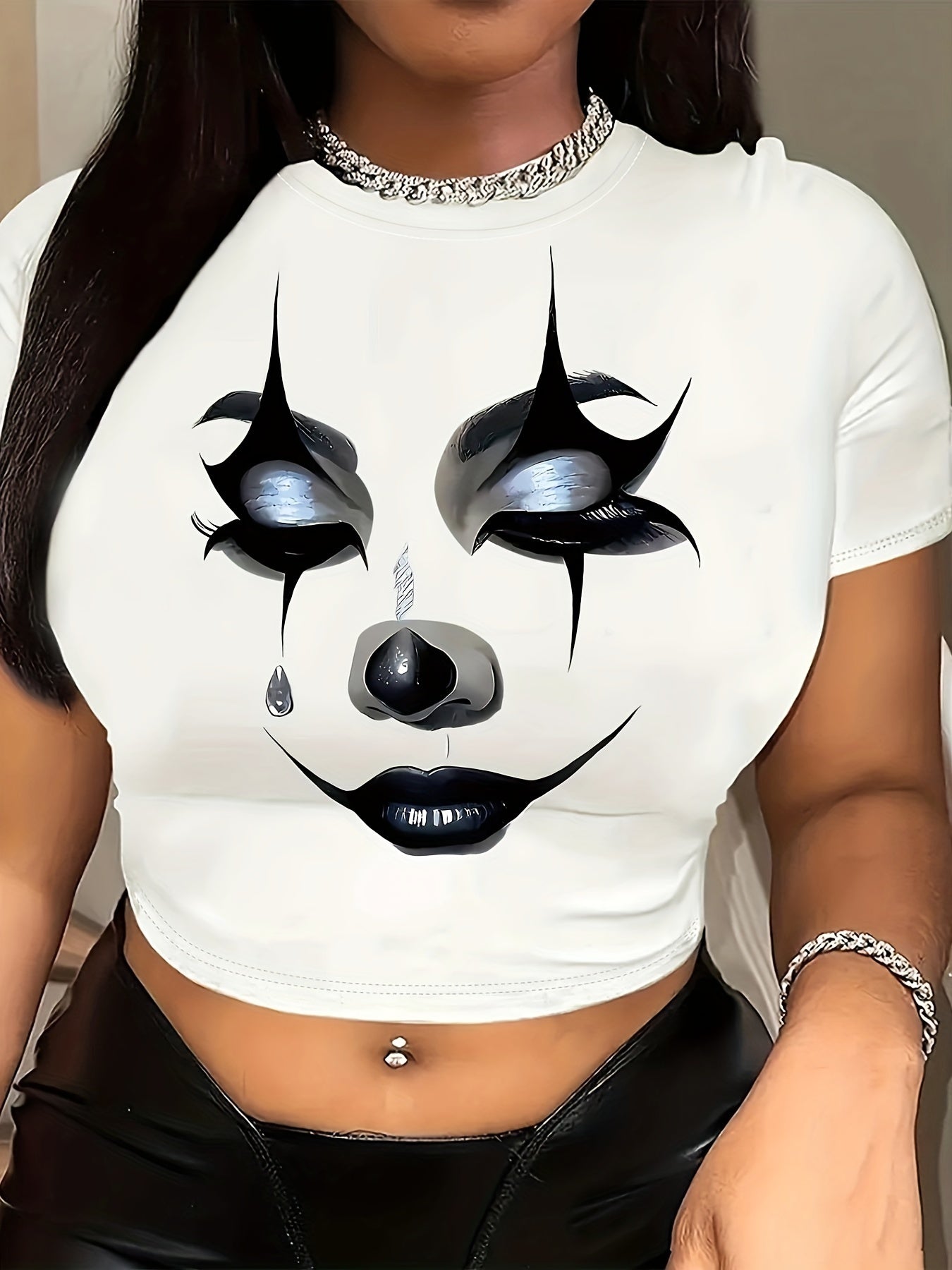 Clown Face Print Crew Neck T-Shirt, Casual Short Sleeve T-Shirt For Spring & Summer, Women's Clothing