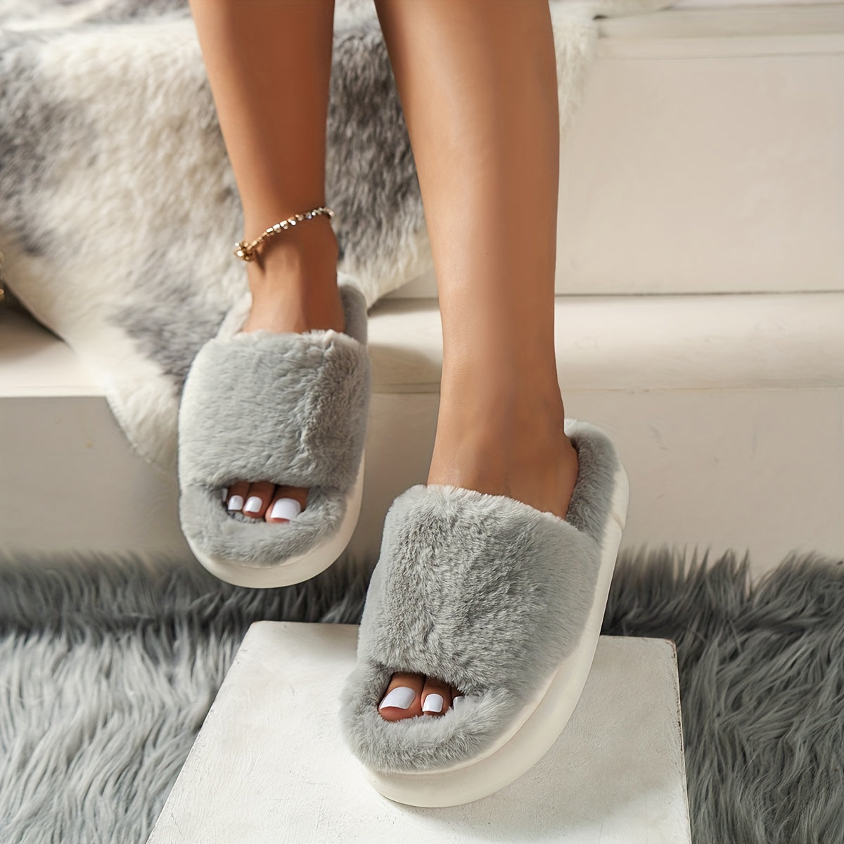 [Cozy Furry Slippers] Comfy Fluffy Furry House Slippers - Single Band Open Toe Platform Fuzzy Shoes - Cozy Warm Home Slippers