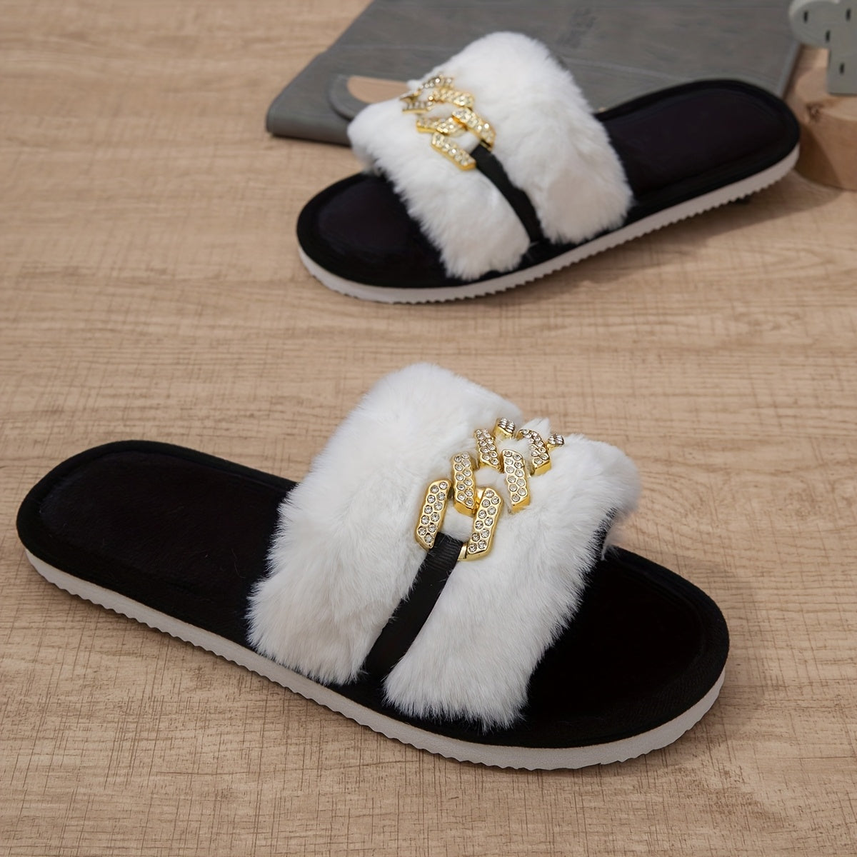 Women's Slip-On Indoor House Slippers with Faux Rabbit Fur & Golden Chain Accents - Non-Slip EVA Sole, All-Season Comfort, Black/White Two-Tone Design for Home Floor Protection, Slippers Indoor