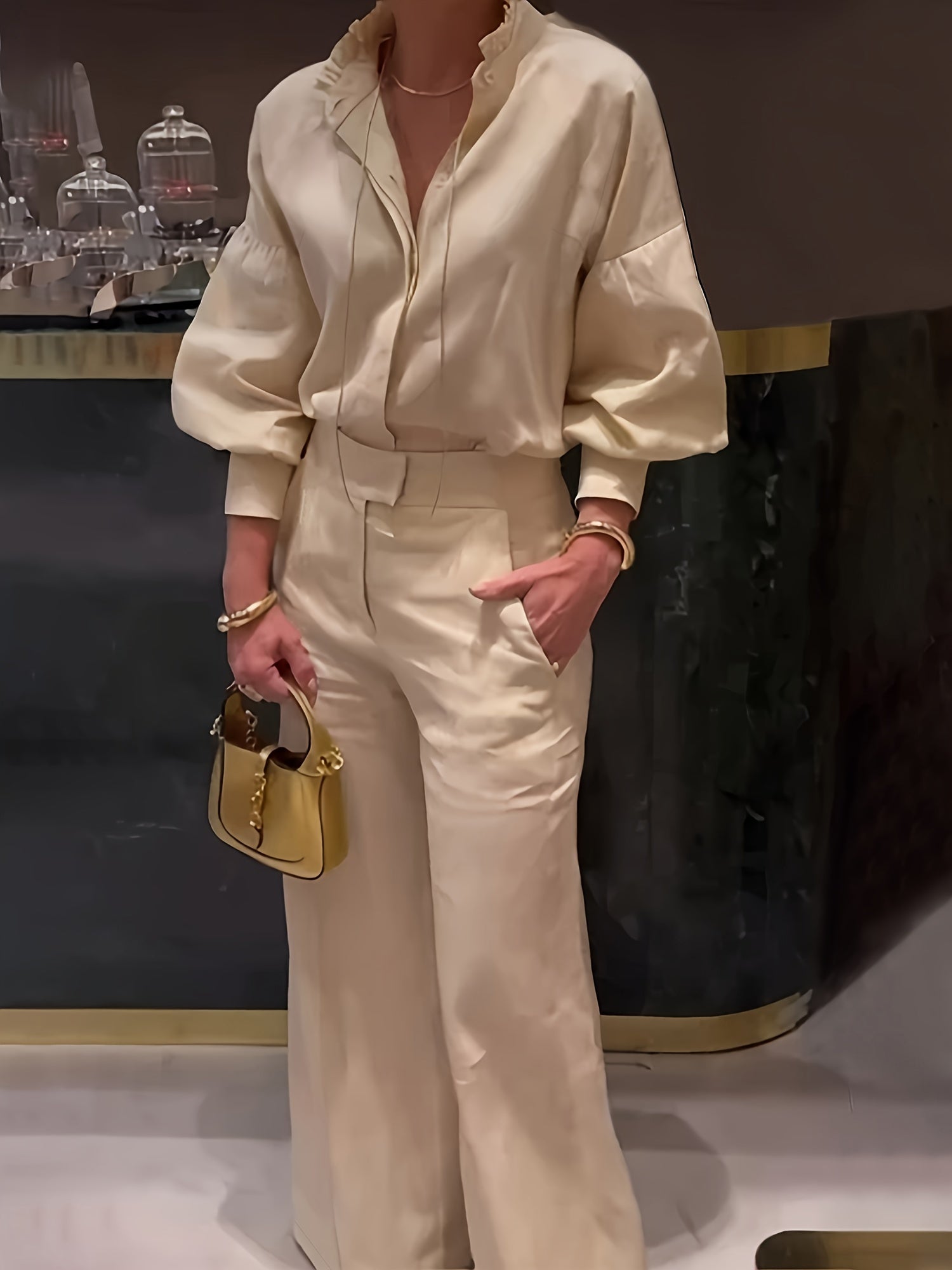 Wealth-Attracting Women'S Outfit