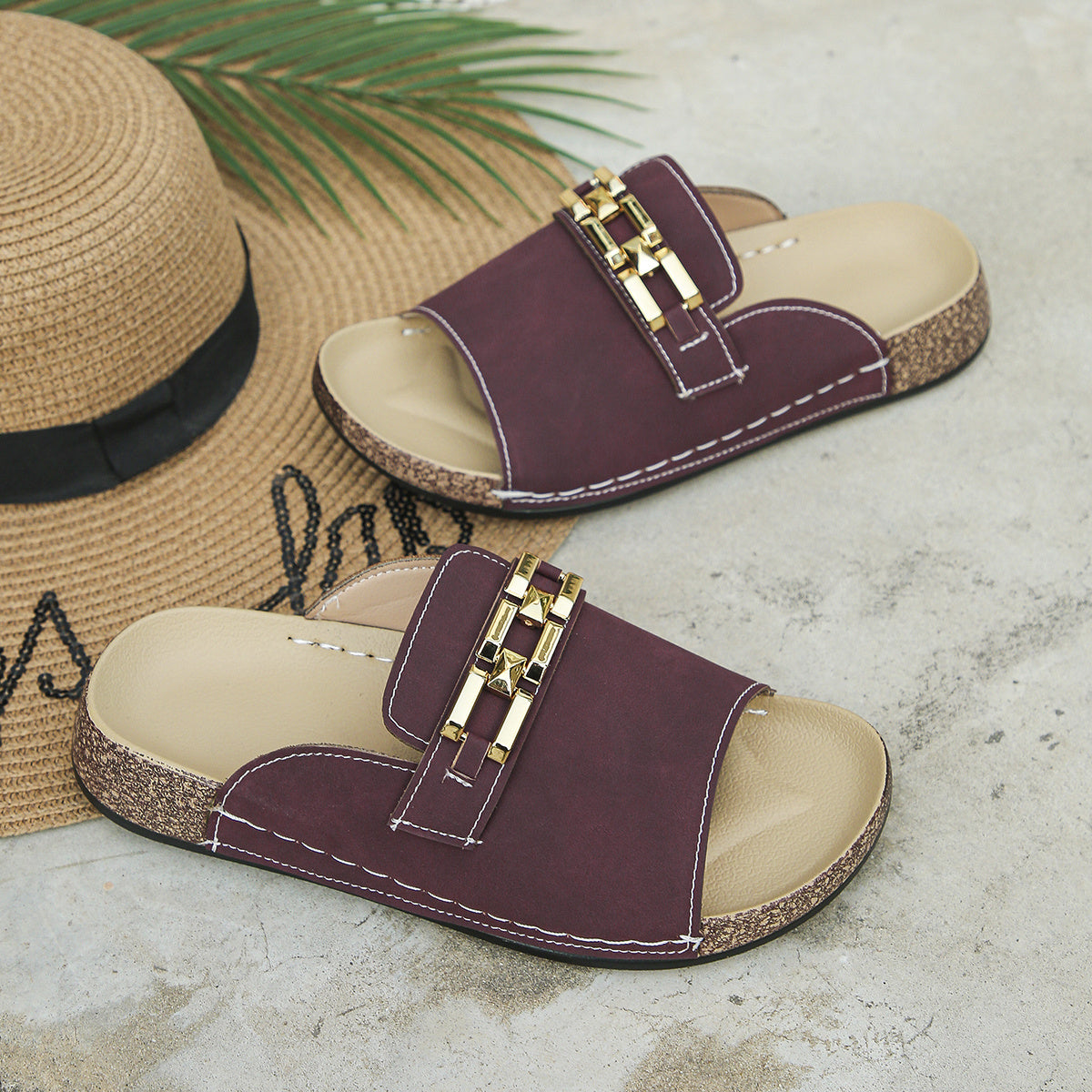 Foreign Trade Large Size Women's Soft Sole Slippers New Summer Fashion Casual Wine Red Square Buckle Chain Open Toe Thick Bottom Sandals Daily Outdoor Beach Lightweight Comfortable Slip-on Soft Sole Flip Flops