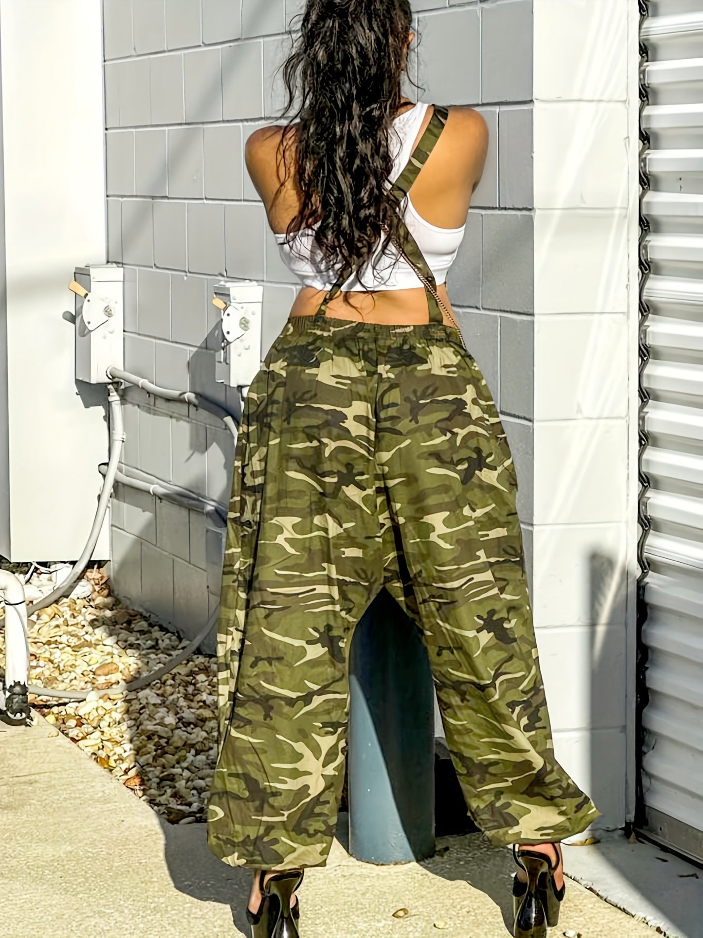 Women'S Camo Print Jumpsuit, Adjustable Straps, Casual Polyester 95% Elastane 5% Blend, Long Length, Button Detail, Woven Fabric, All Seasons, Strappy Back Design