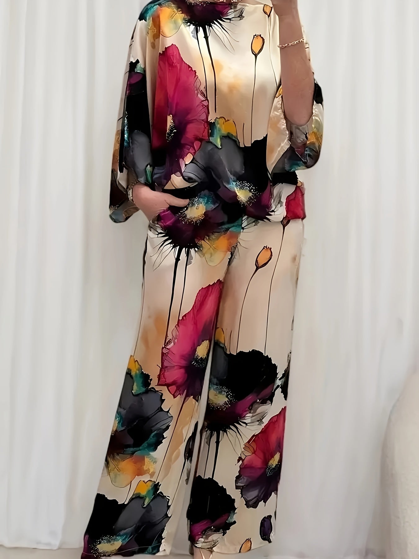 Women'S Casual Floral Printed Two-Piece Suit, Loose Pullover Top with Three Quarter Length Sleeve and Crew Neck, Breathable Polyester Blending, Machine Washable, Drawstring Pants for Spring, Summer, Autumn