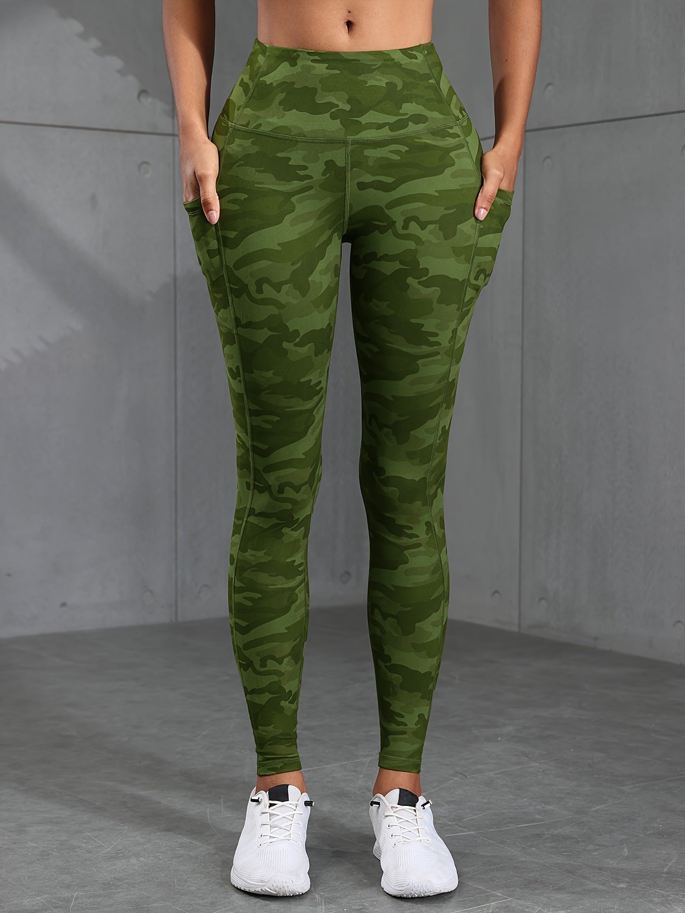 Women's Camouflage High-Waisted Yoga Pants with Pocket - All-Season Knit Fabric, Mid-Stretch, Sports Style, Polyester Material