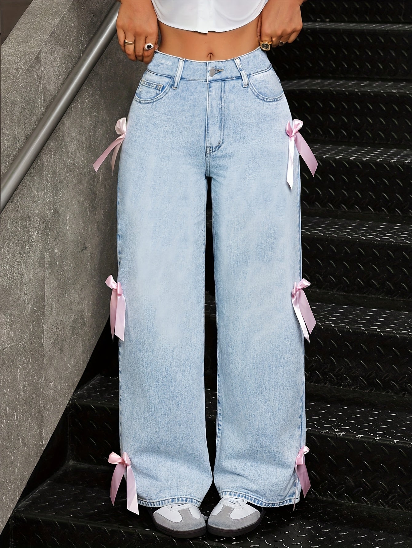 Chic Women's Straight-Leg Wide-Leg Denim Jeans with Pink Bow Accents - Comfortable Micro-Elastic Waist, Elegant Light Blue Denim Trousers, Machine Washable, Plus Size Jeans
