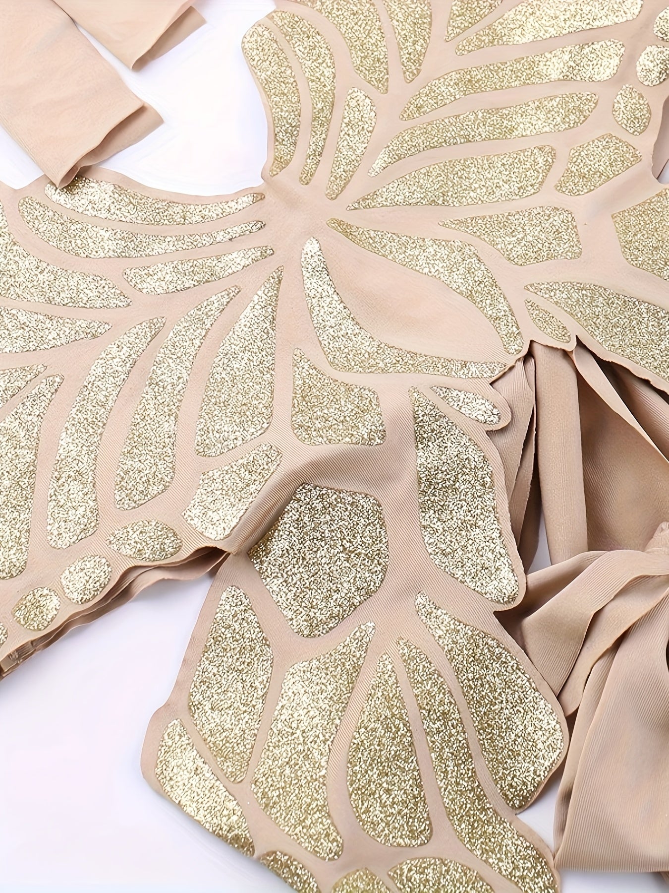 Women's Sexy Butterfly-Shaped Crop Top - V-Neck Buttonless Adjustable Back Tie, Shimmering Golden Sequin Solid Color Vest for Valentine's Day, Carnival & Party Wear - Spring/Summer/Fall Elegant Special Collection