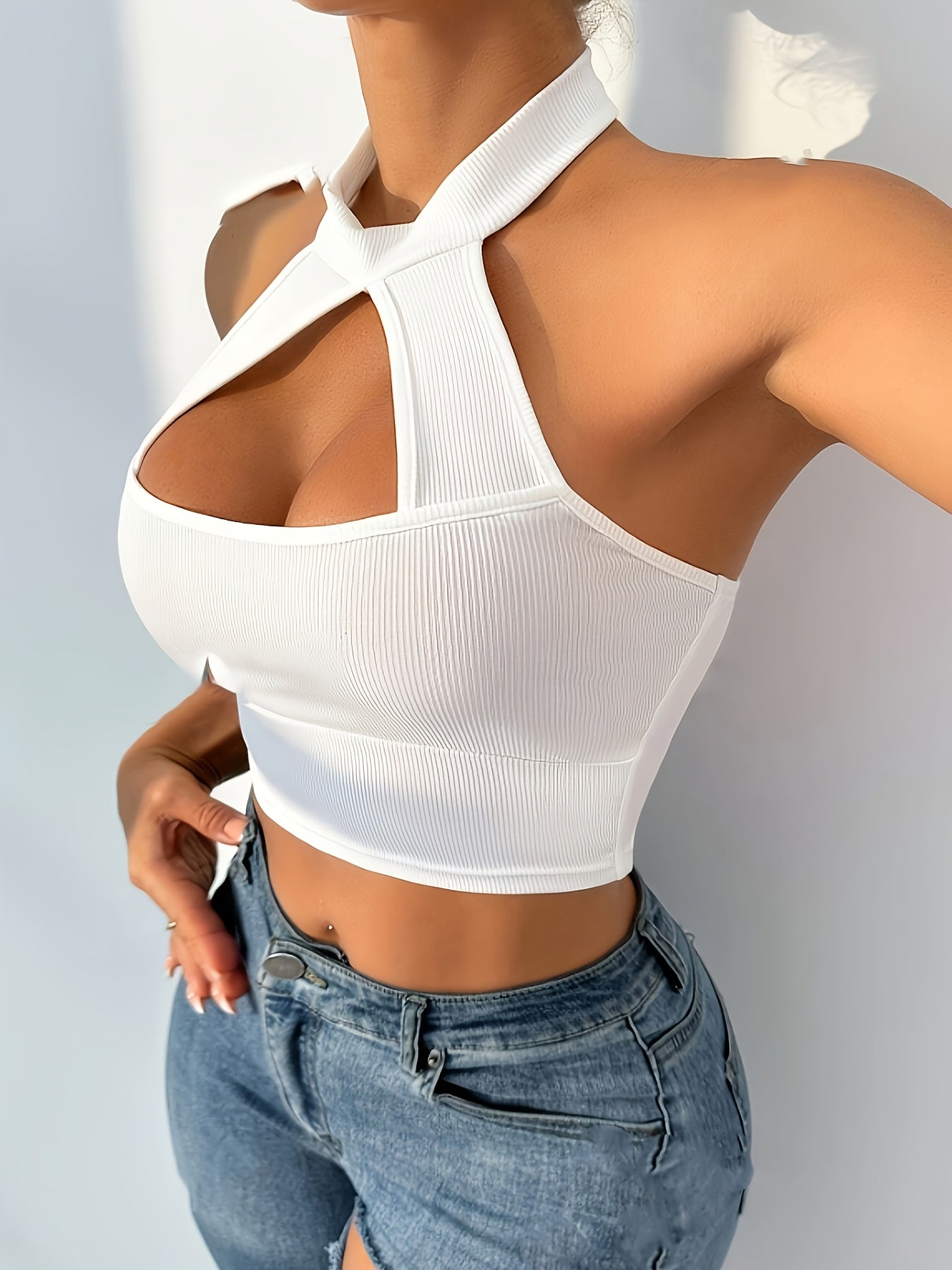 Chic Solid Color Halter Neck Crop Top - Sexy Backless Slim Fit Tank, Stretchy Polyester Blend, Ribbed Texture, Machine Washable - Perfect for Beach Outings, Afternoon Tea & Casual Casual Attire, Summer Fashion | Halter Neck T