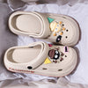 Fashionable Couple Men'S And Women'S Cute Hole Shoes with Cute Briquette Pendants, Elegant Black EVA Mules And Clogs for All-Season Outdoor And Casual Wear, Beach Shoes