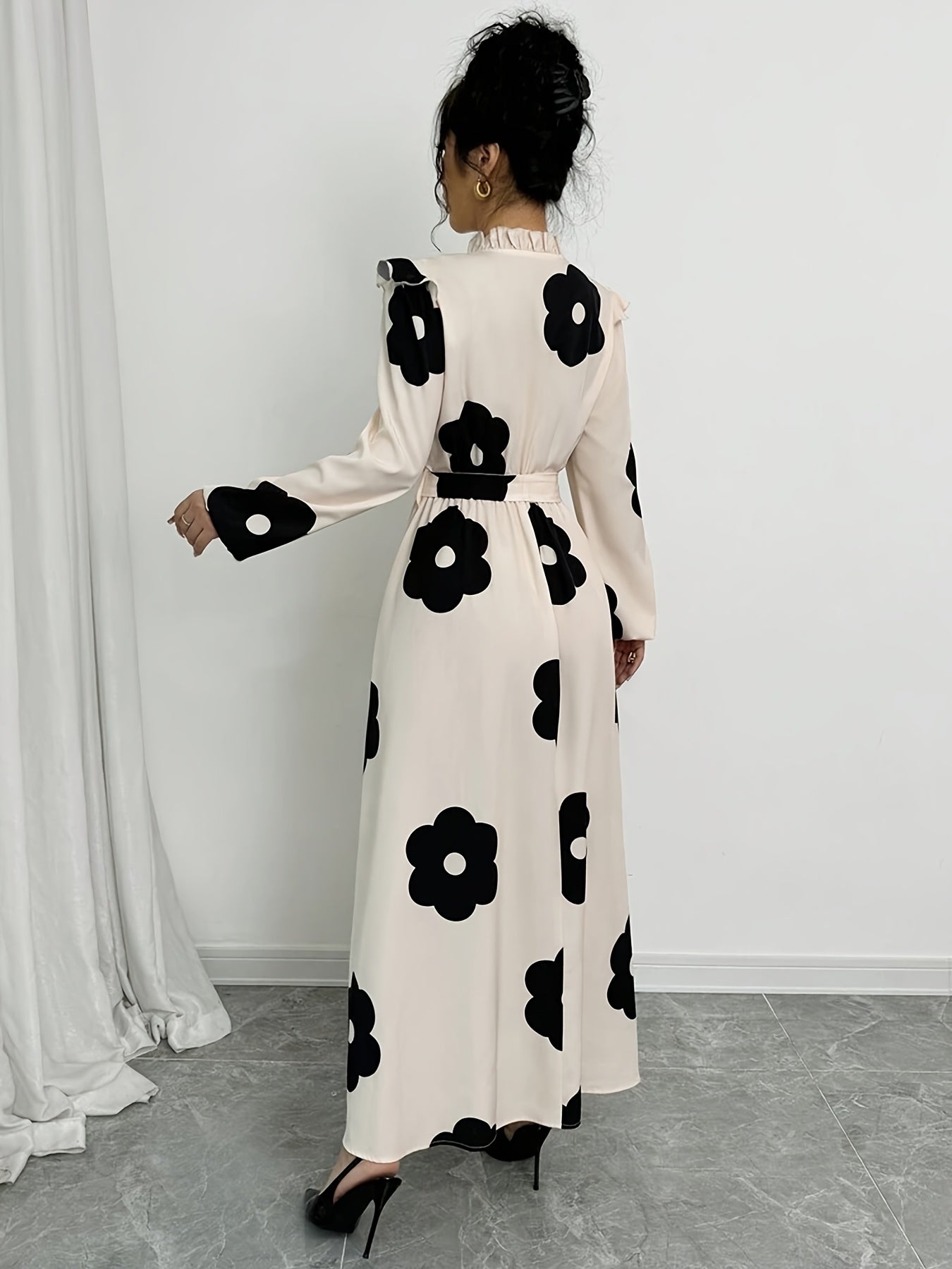 Long Sleeve Polyester A-Line Maxi Dress with Elegant Floral Print, Stand Collar, Waist Detail, Lantern Sleeves, and Ruffle Hem for Spring/Fall