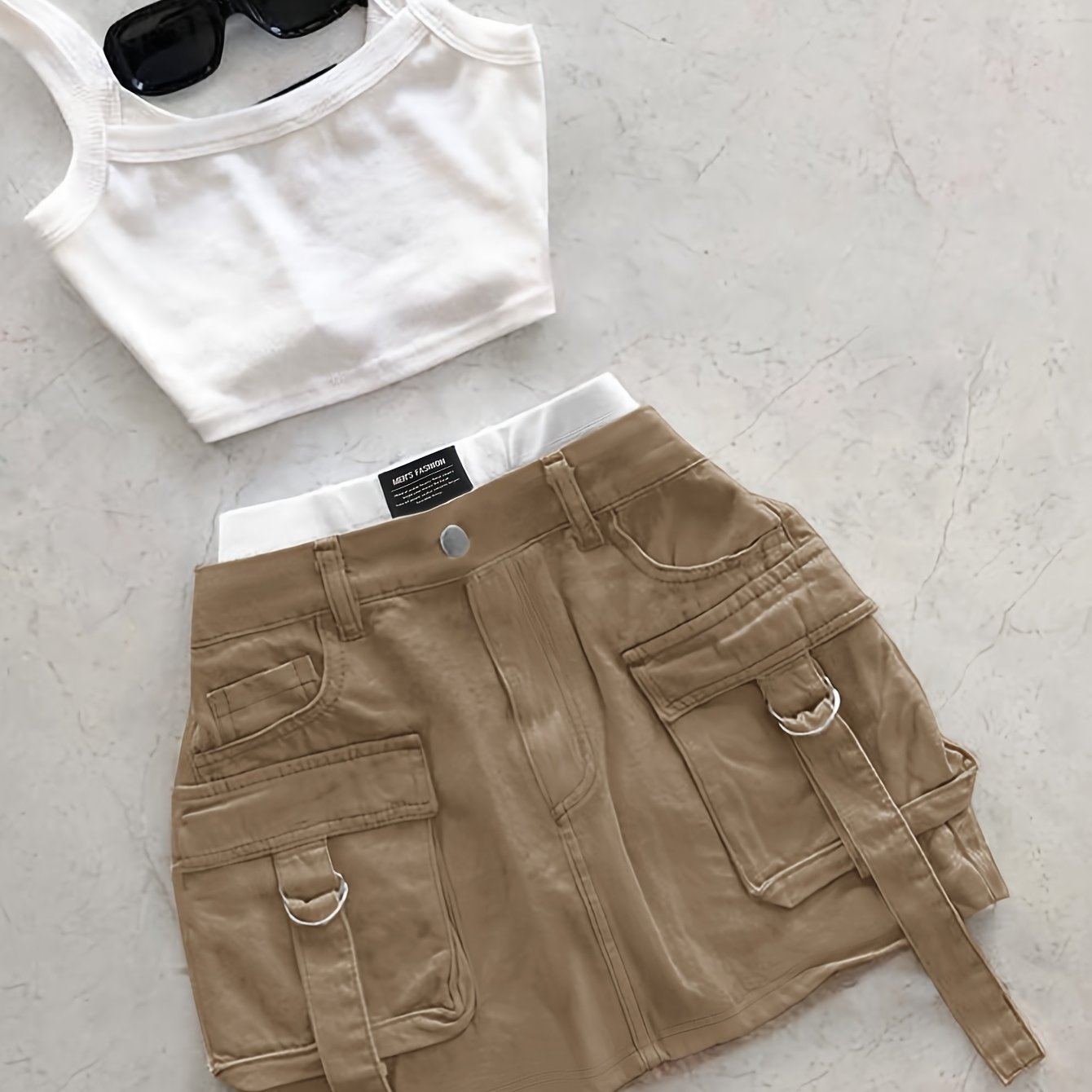 Women's High-Waisted Casual Shorts with Contrast Waistband & Multiple Pockets - Solid Black Non-Stretch Fabric, Machine Washable All-Season Versatile Style, Functional Clothing, Durable Summer Wear