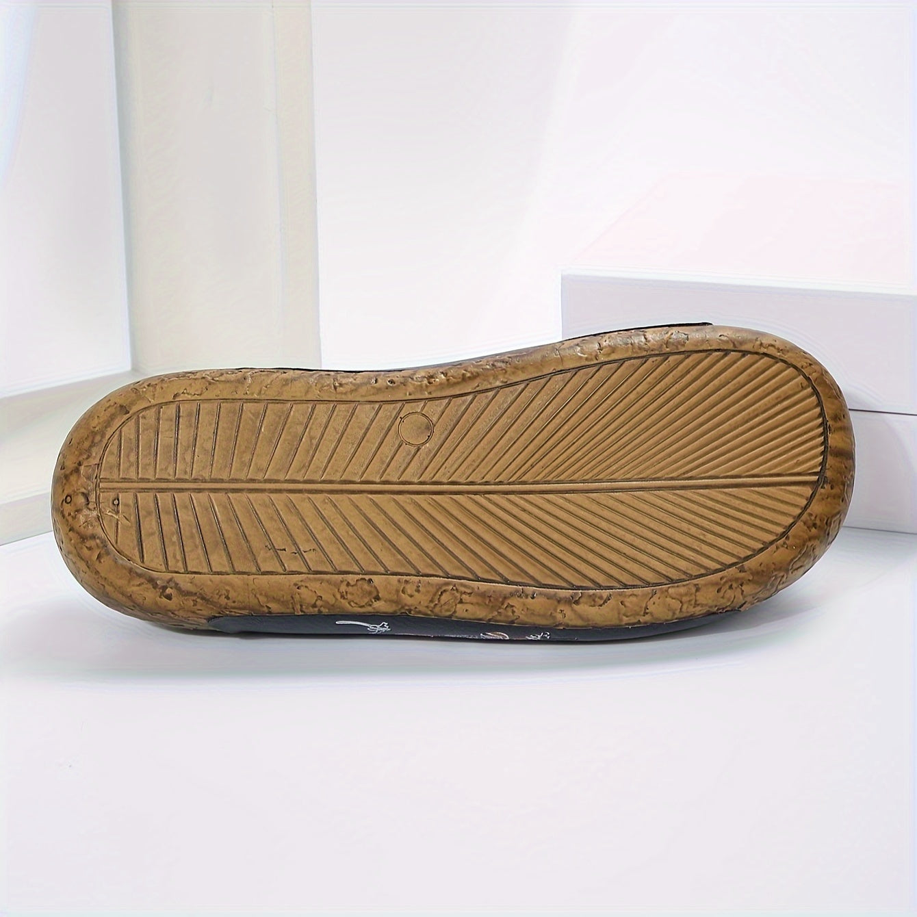Women's Hawaiian Style Slip-On Sandals & Slippers - Floral Pattern PU Cover Flat Sole Comfortable Casual Shoes for Beach, Summer, All-Season Wear, Beach Shoes, Leisure Footwear, Durable Traction Footwear