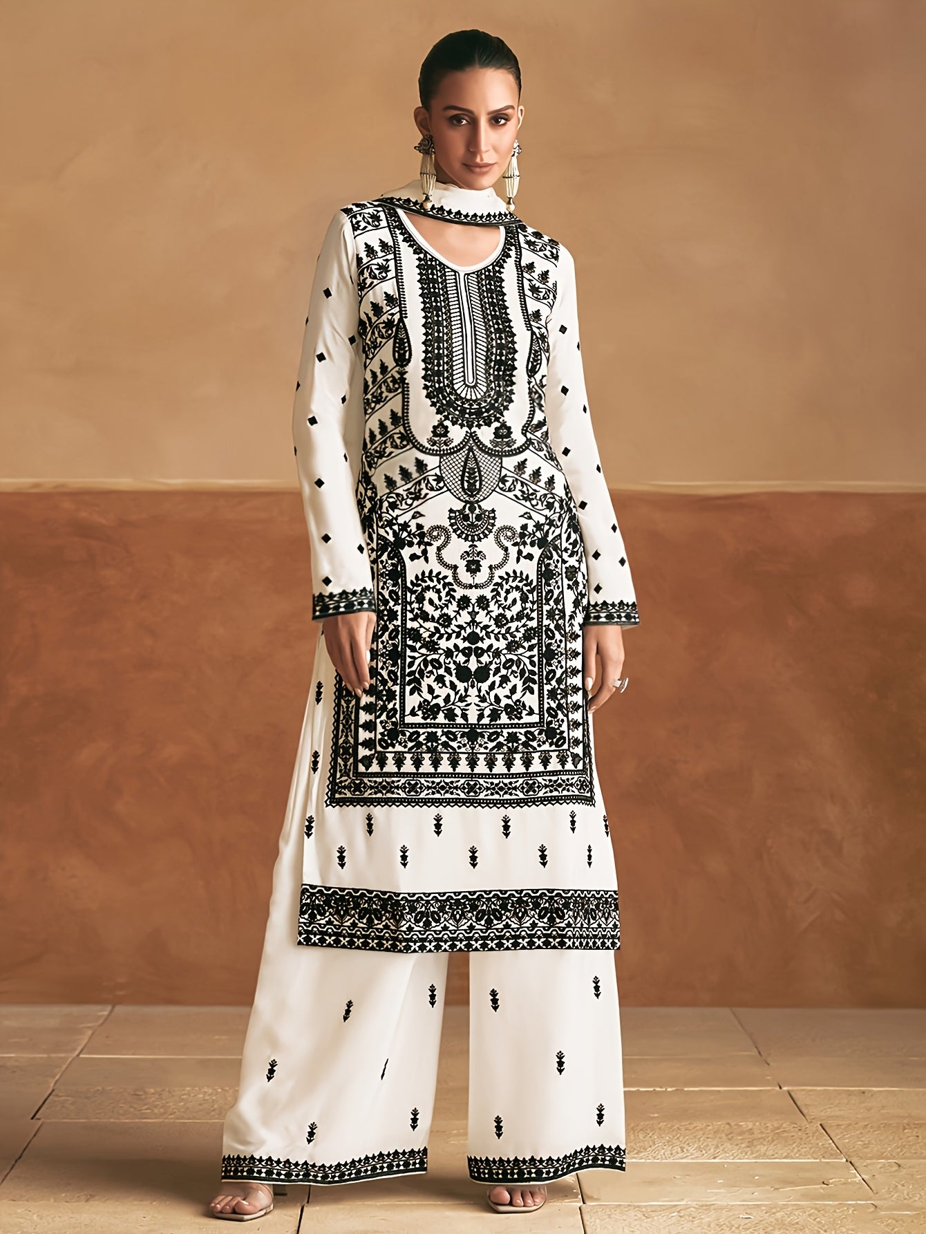 Ethnic Style Traditional Clothing Set