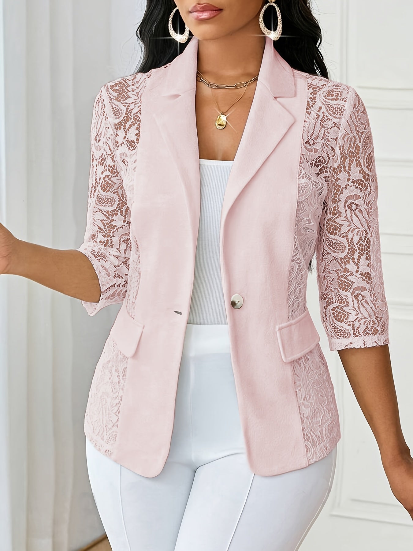 European And American Elegant Spring And Autumn Style, Lapel Button Front Opening with Decorative Pocket Flaps, 7-Point Sleeve Patchwork Lace Women'S Blazer.