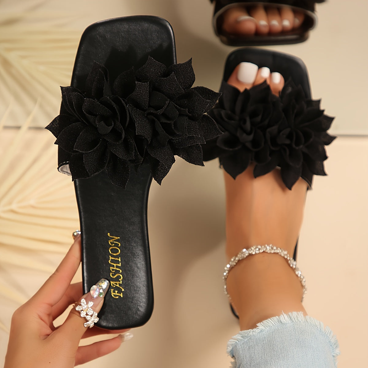 Chic Plus Size Women's Slide Sandals - Comfortable Flat Sole with For Lotus Design, Square Toe, Open-Toe Summer Beach Shoes
