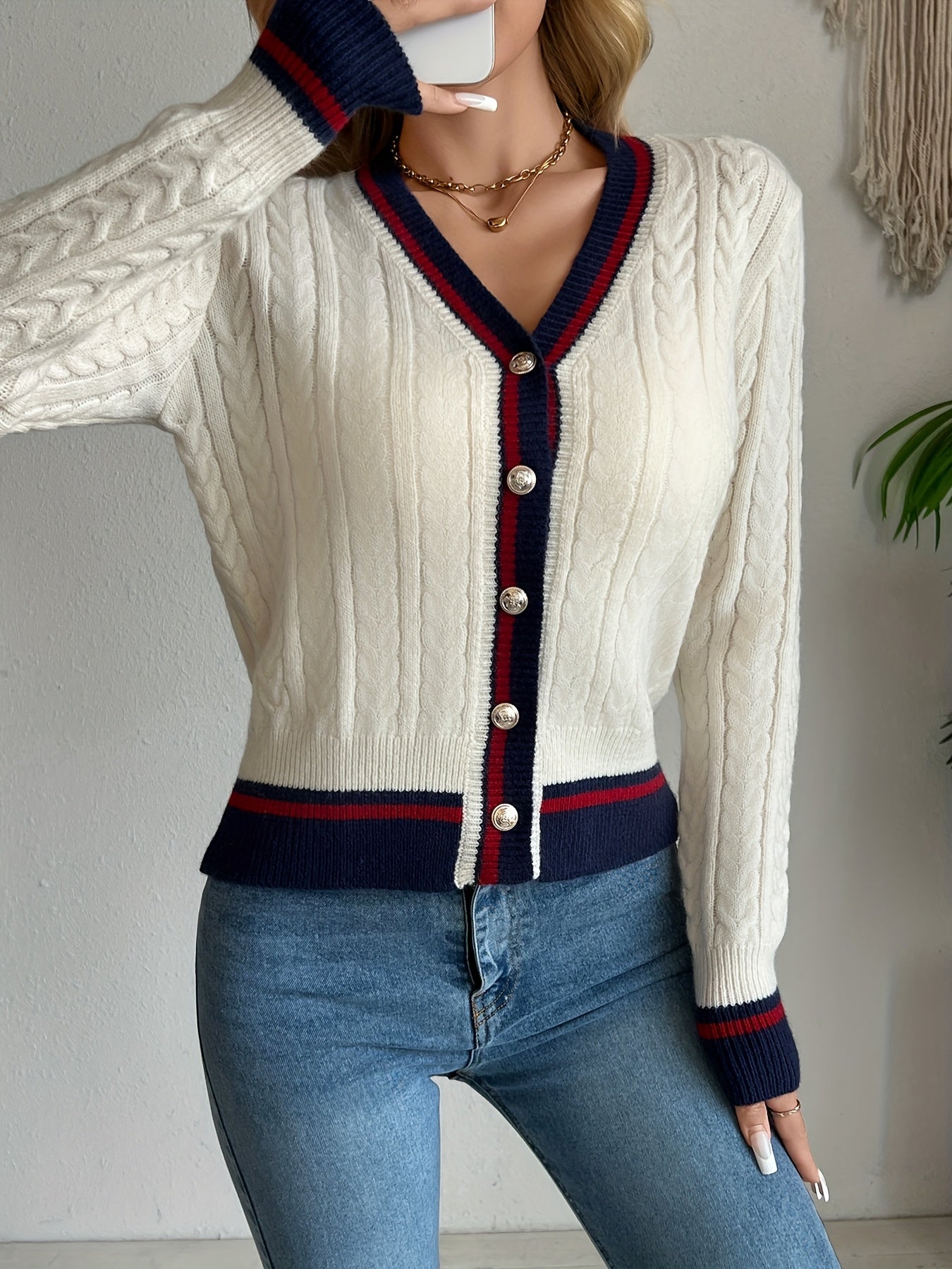 Women'S Knitted Cardigan