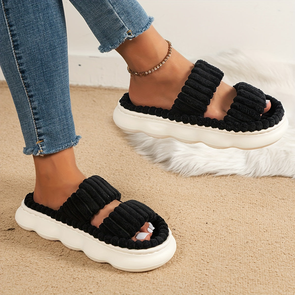Women's Simple And Stylish Indoor Home Comfortable Non-Slip Soft Bottom Thick Open Toe Two Strap Faux Furry Slippers