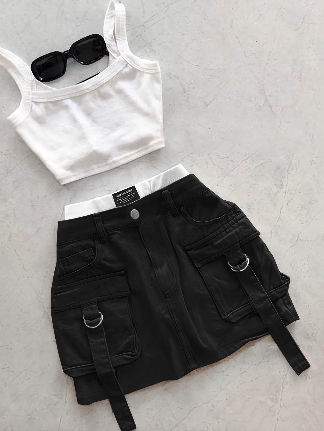 Women's High-Waisted Casual Shorts with Contrast Waistband & Multiple Pockets - Solid Black Non-Stretch Fabric, Machine Washable All-Season Versatile Style, Functional Clothing, Durable Summer Wear