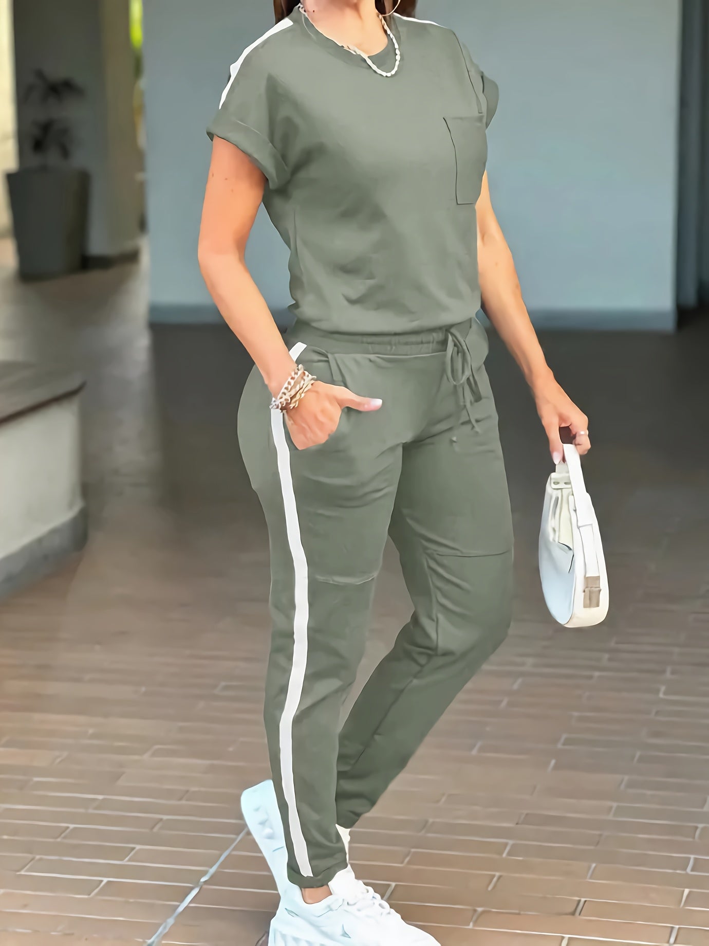 Women'S 2pcs Polyester Athletic Set, Crew Neck Short Sleeve Top with Roll-Up Sleeves and Solid Color Pocket Design, Regular Fit Joggers with Belt, Woven 100g/m² Fabric, Spring/Fall Casual Wear