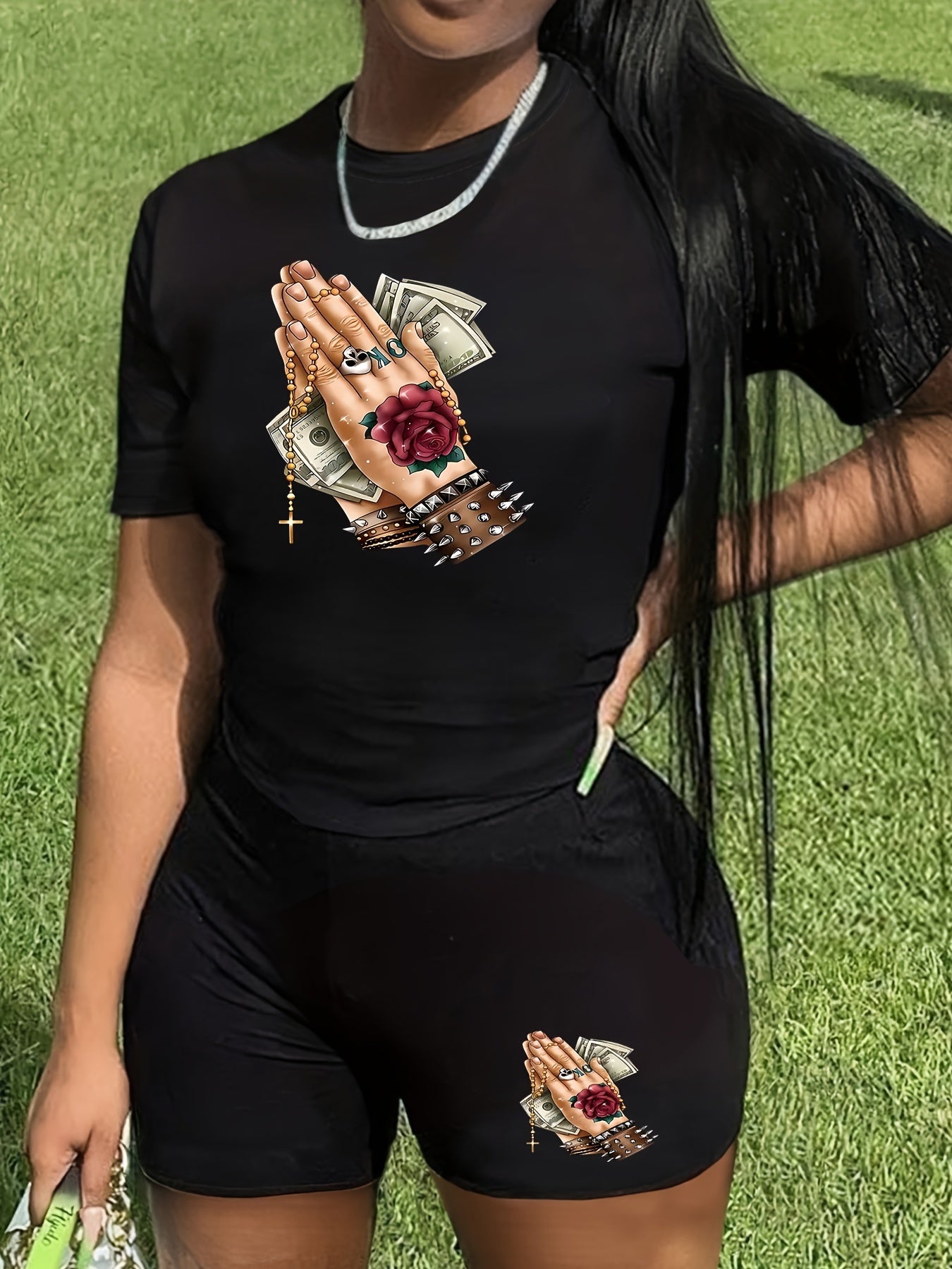 A9600WA46 Plus Size Women'S Casual Two-Piece Set with Round Neck Short Sleeves And Printed Shorts
