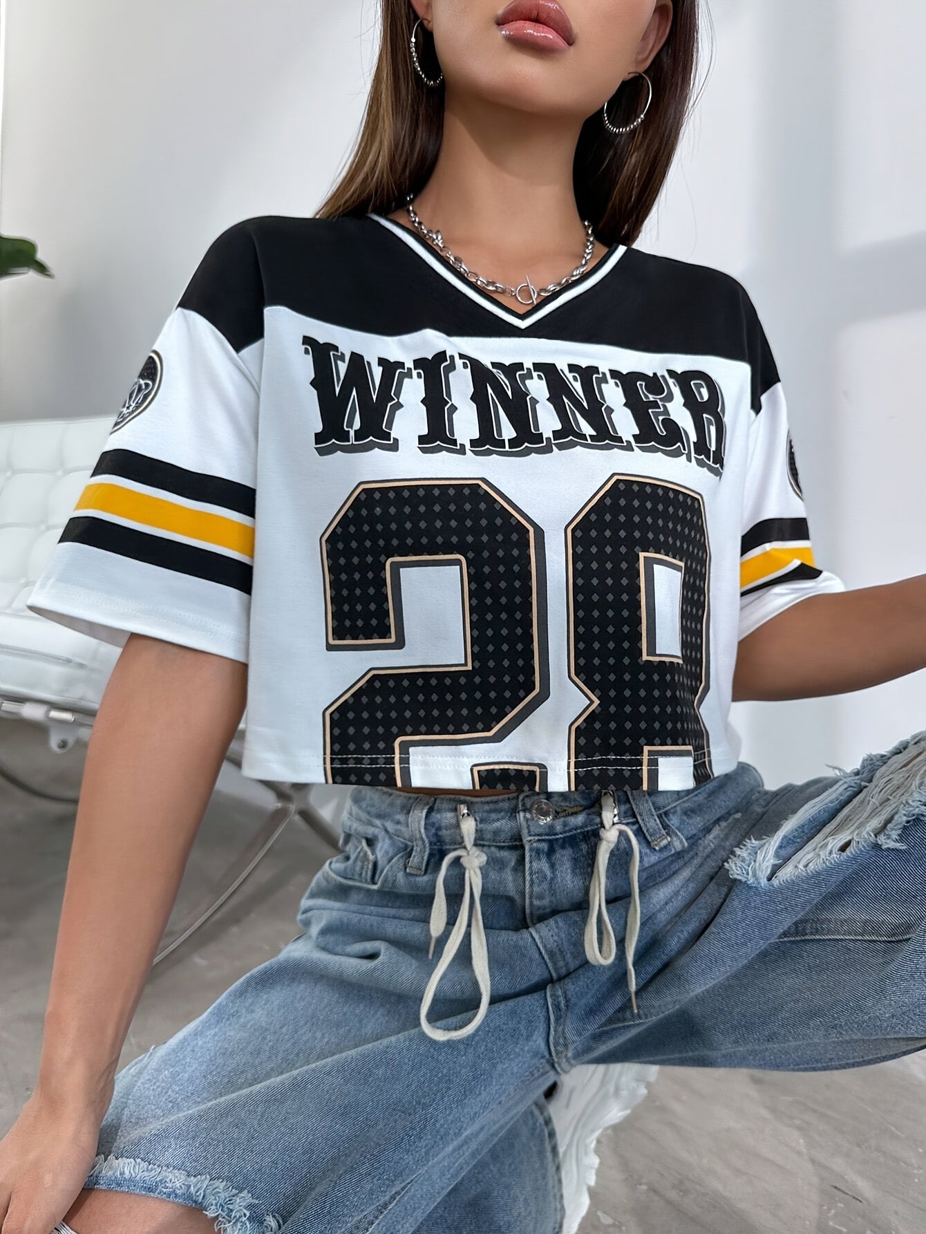 [Sporty Chic] Women's Contrast Color V-Neck Crop Top T-Shirt - "WINNER 23" Graphic, Casual Sporty Style, Short Sleeve, Polyester Blend, White & Black with Yellow Stripes, Spring/Summer/Fall Wear